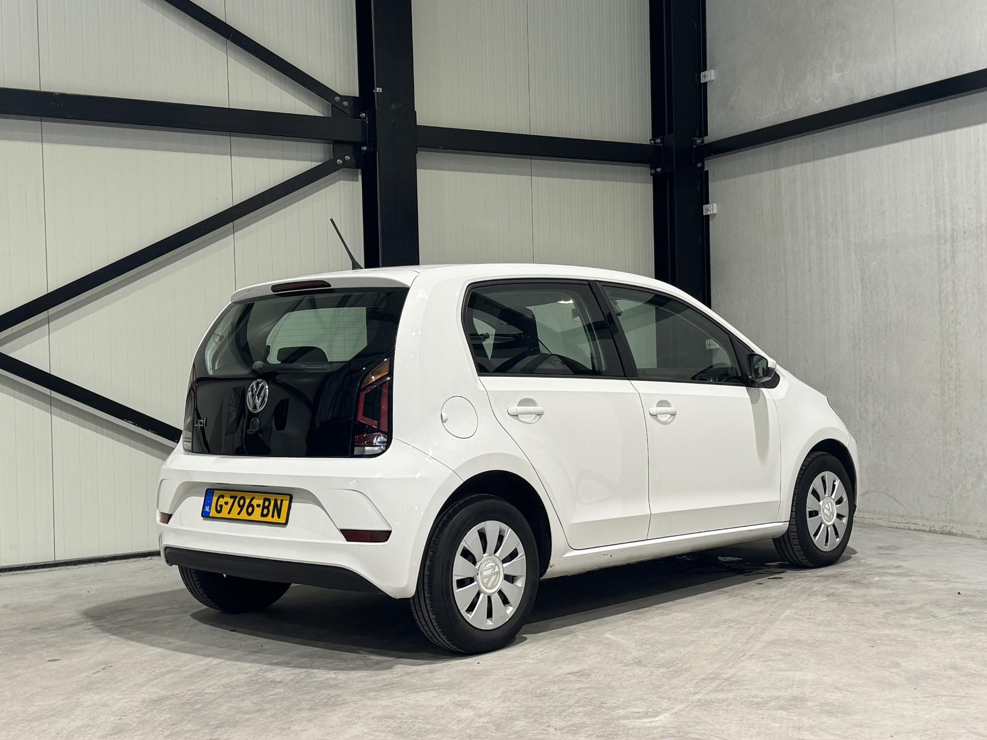 Volkswagen up! 1.0 BMT move up! Excutive G796BN