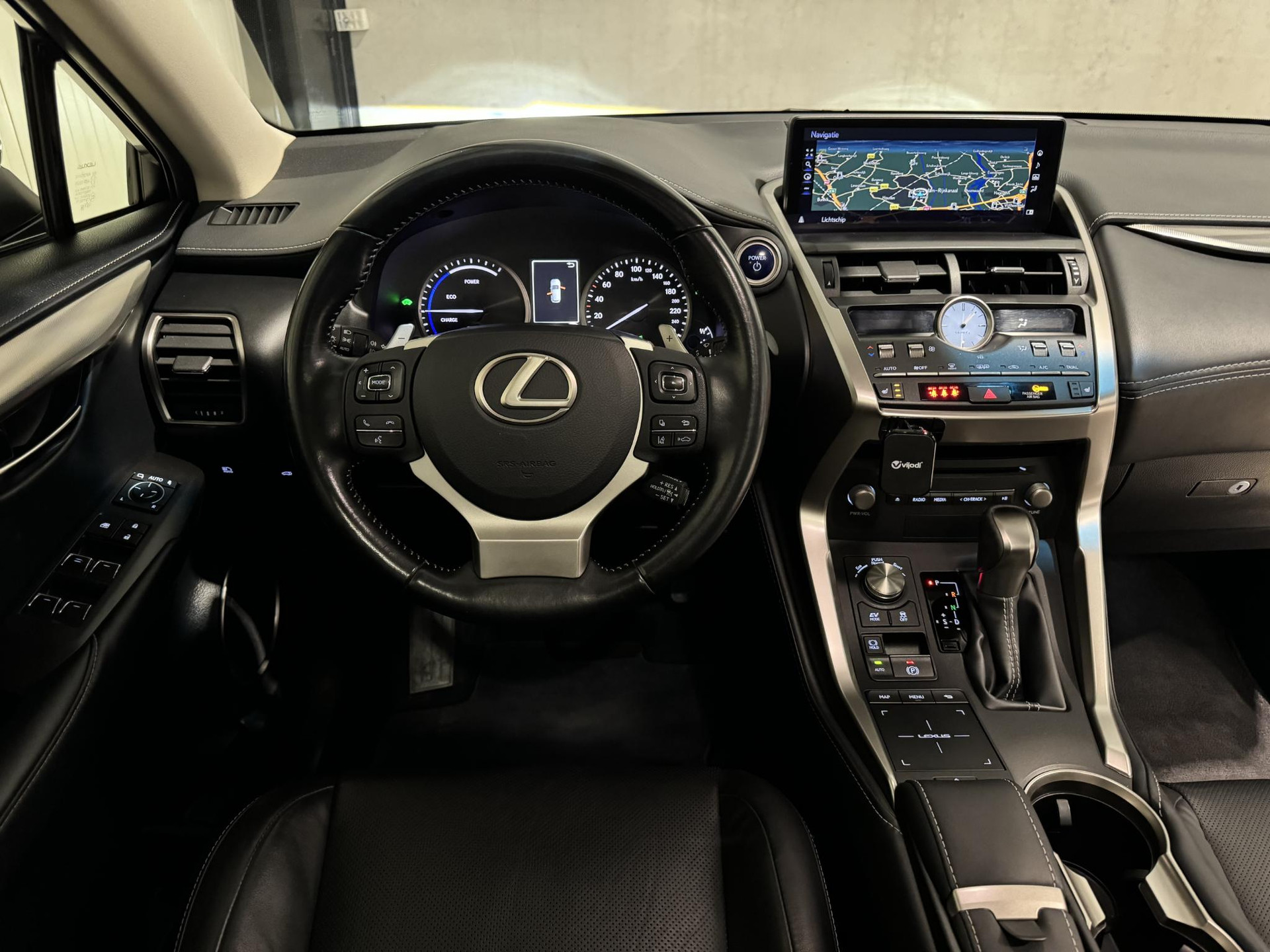 Lexus NX 300h AWD Luxury Line HRF95F
