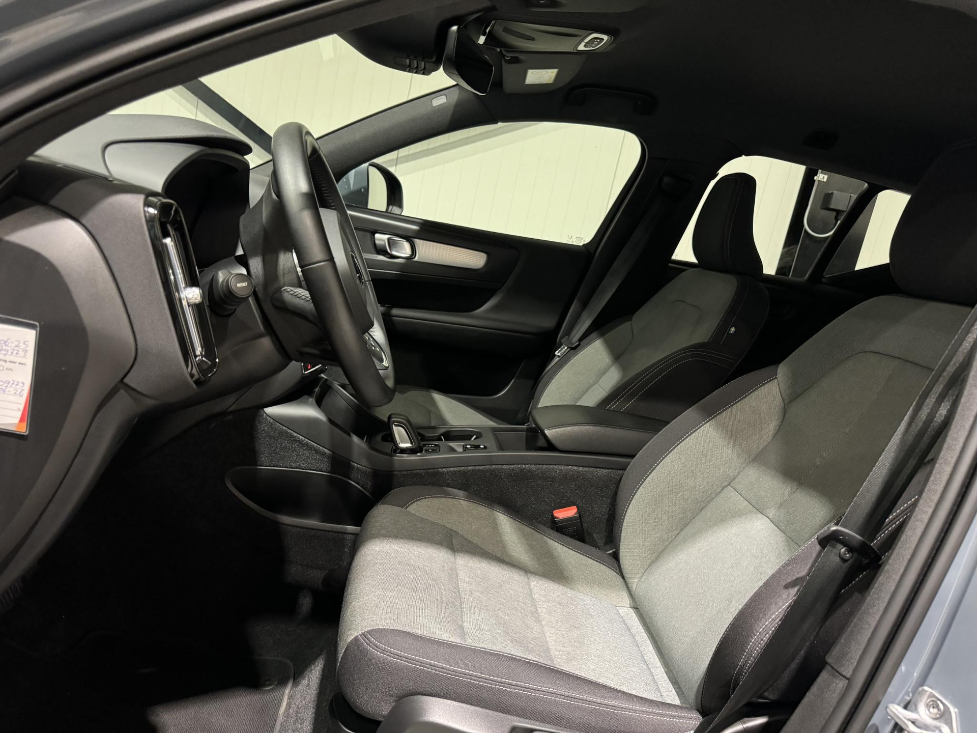 Volvo XC40 1.5 T4 Recharge Inscription Expression HVJ16H