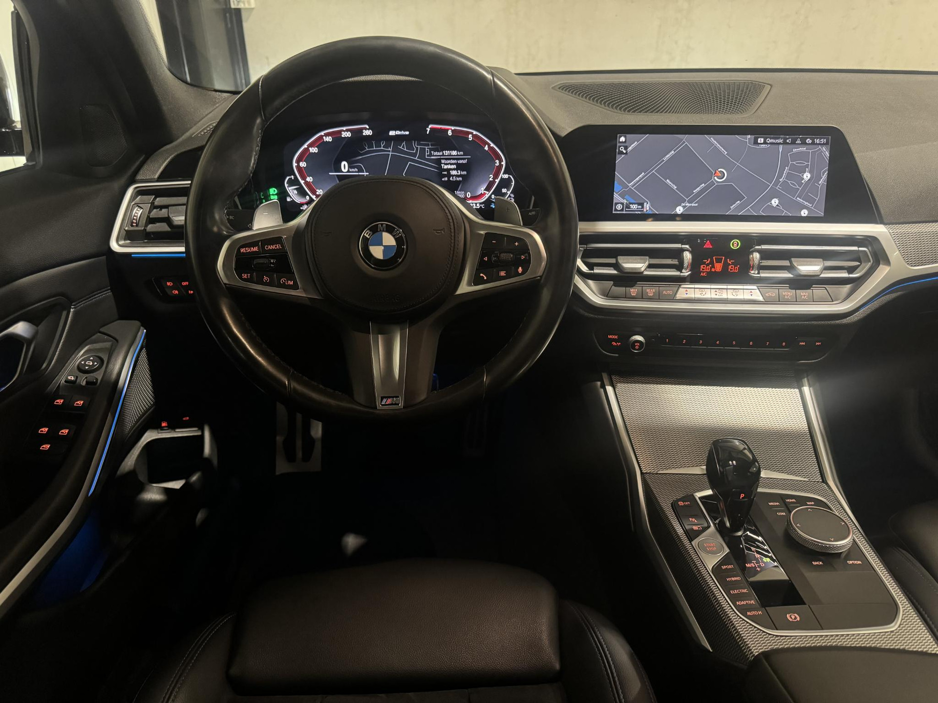 BMW 3 Serie Touring 330e M-Sport HVL39R