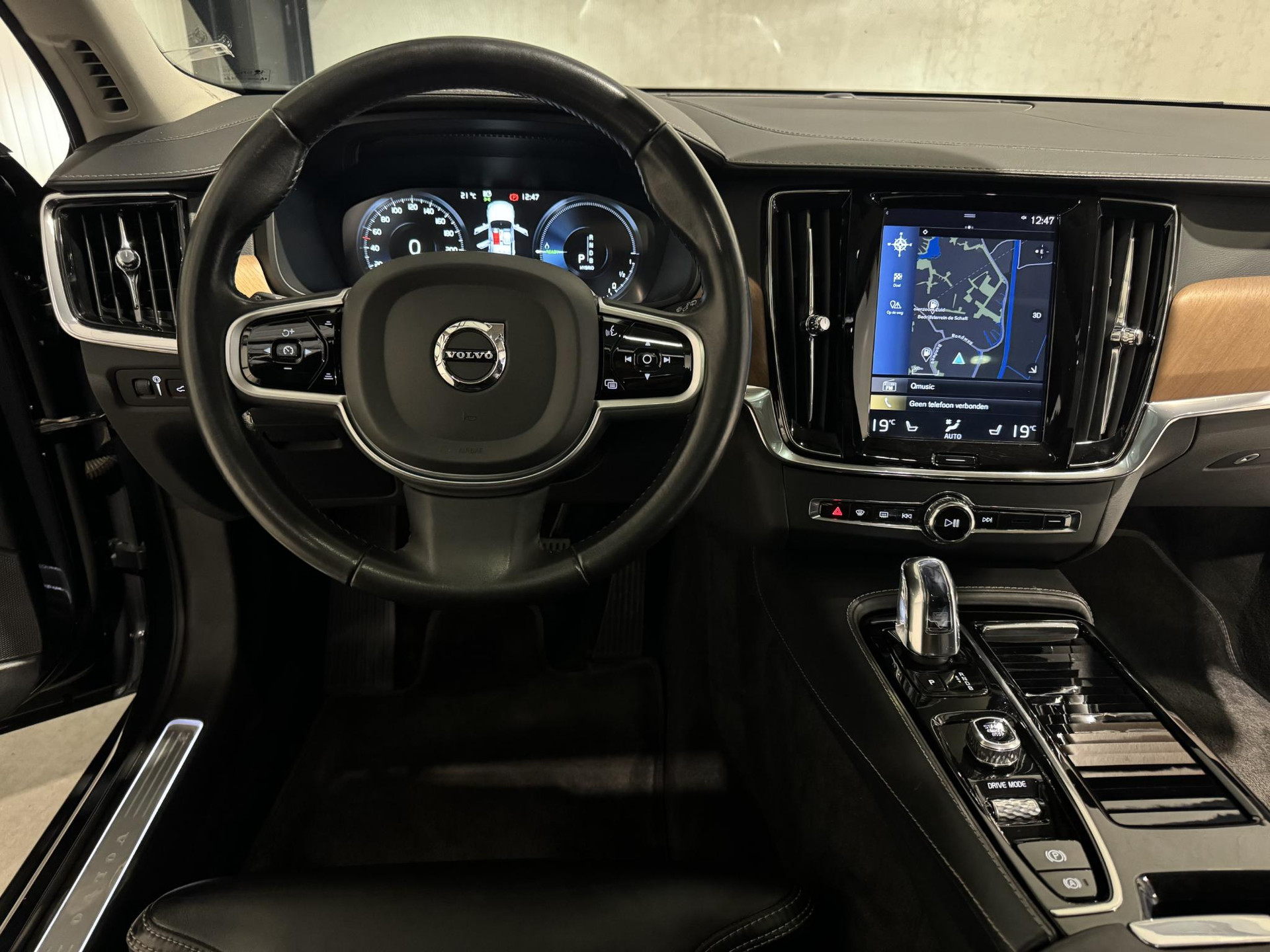 Volvo V90 2.0 T8 AWD Inscription HTL79G