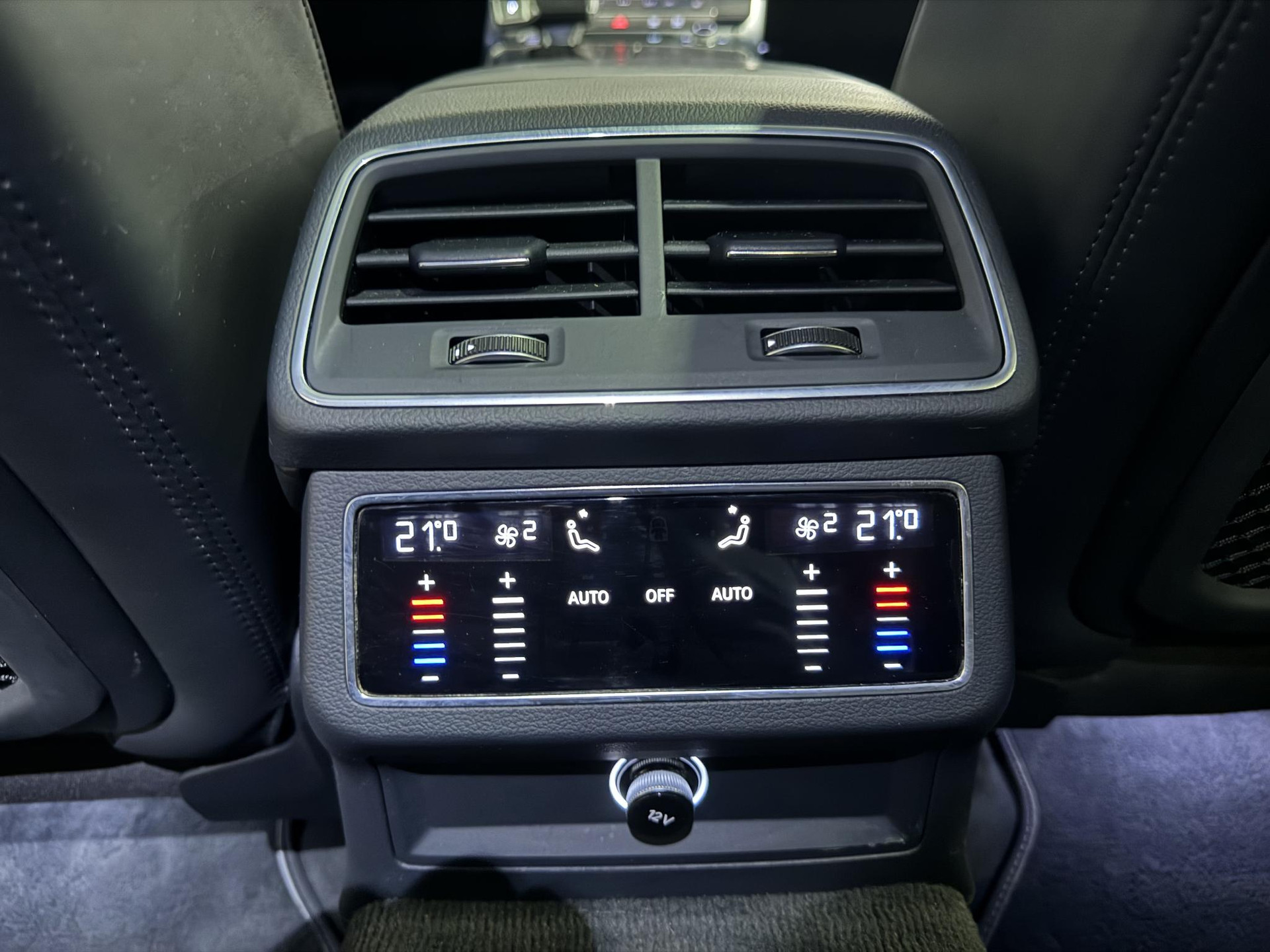 Audi A7 Sportback 55 TFSI e quattro S-LINE HXG38J