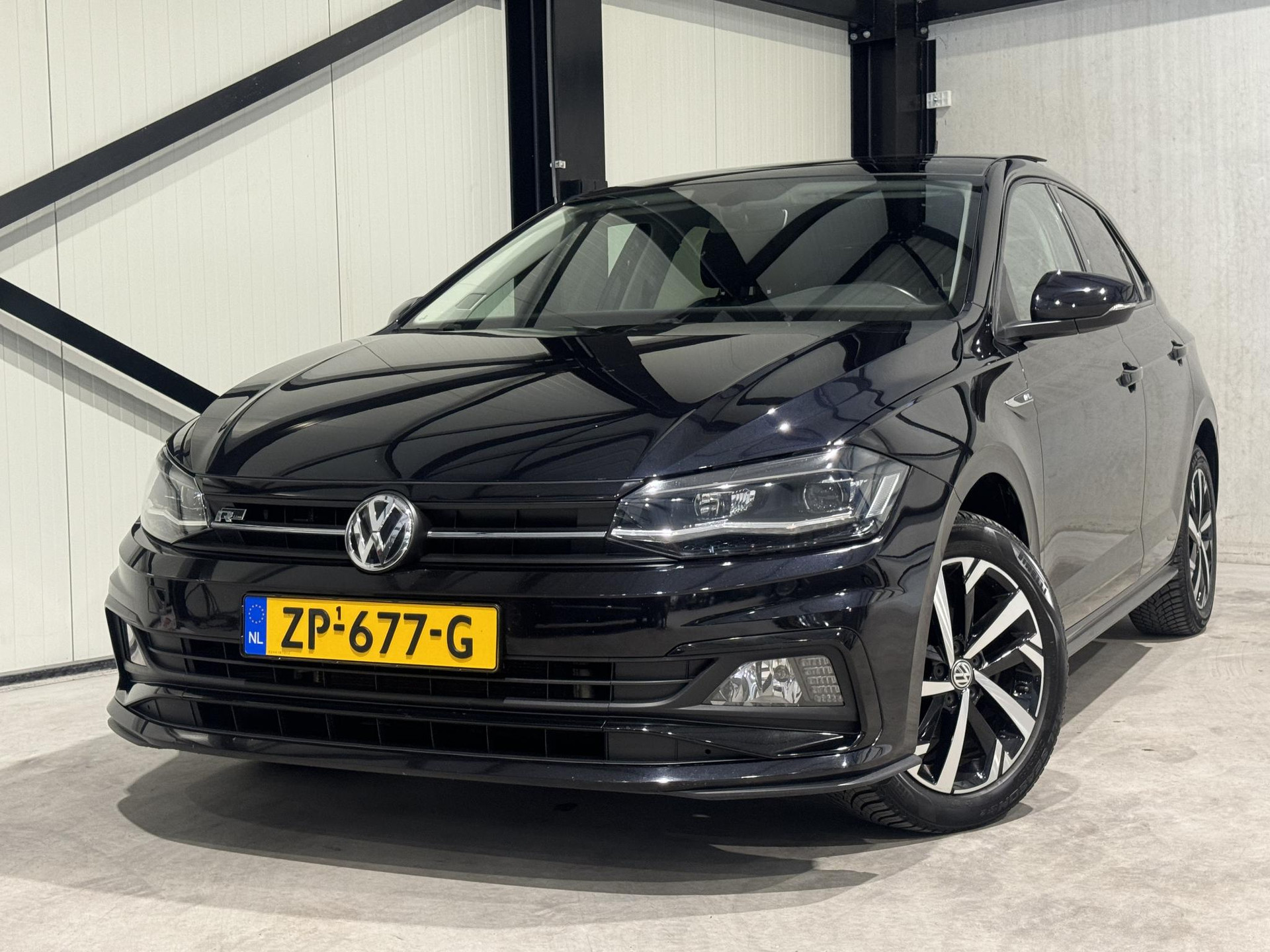 Volkswagen Polo 1.0 TSI R-LINE ZP677G