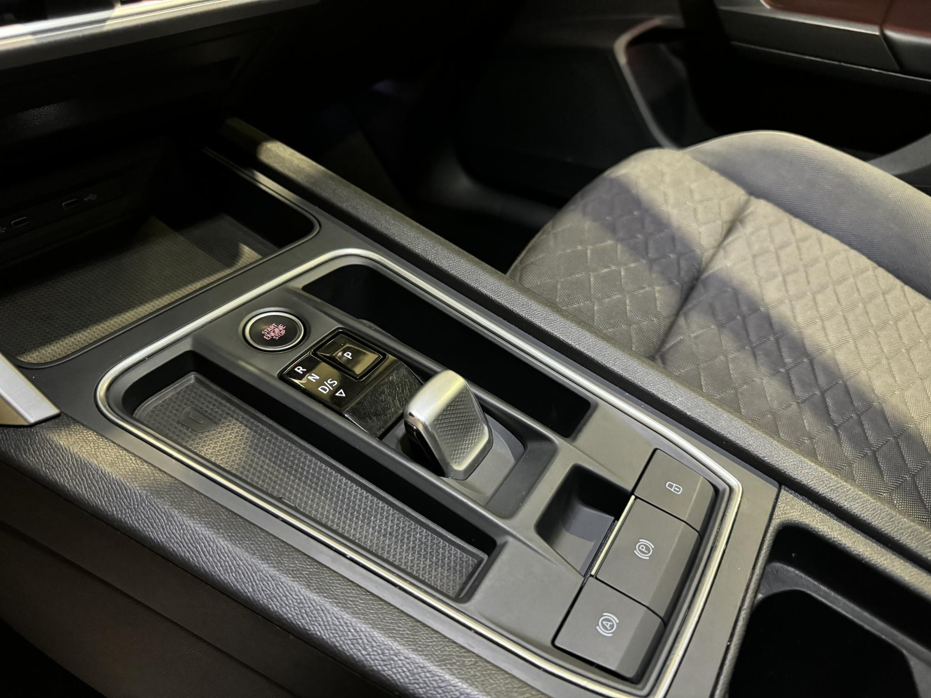 SEAT León ST 1.4 TSI eHybrid PHEV FR HVG77R