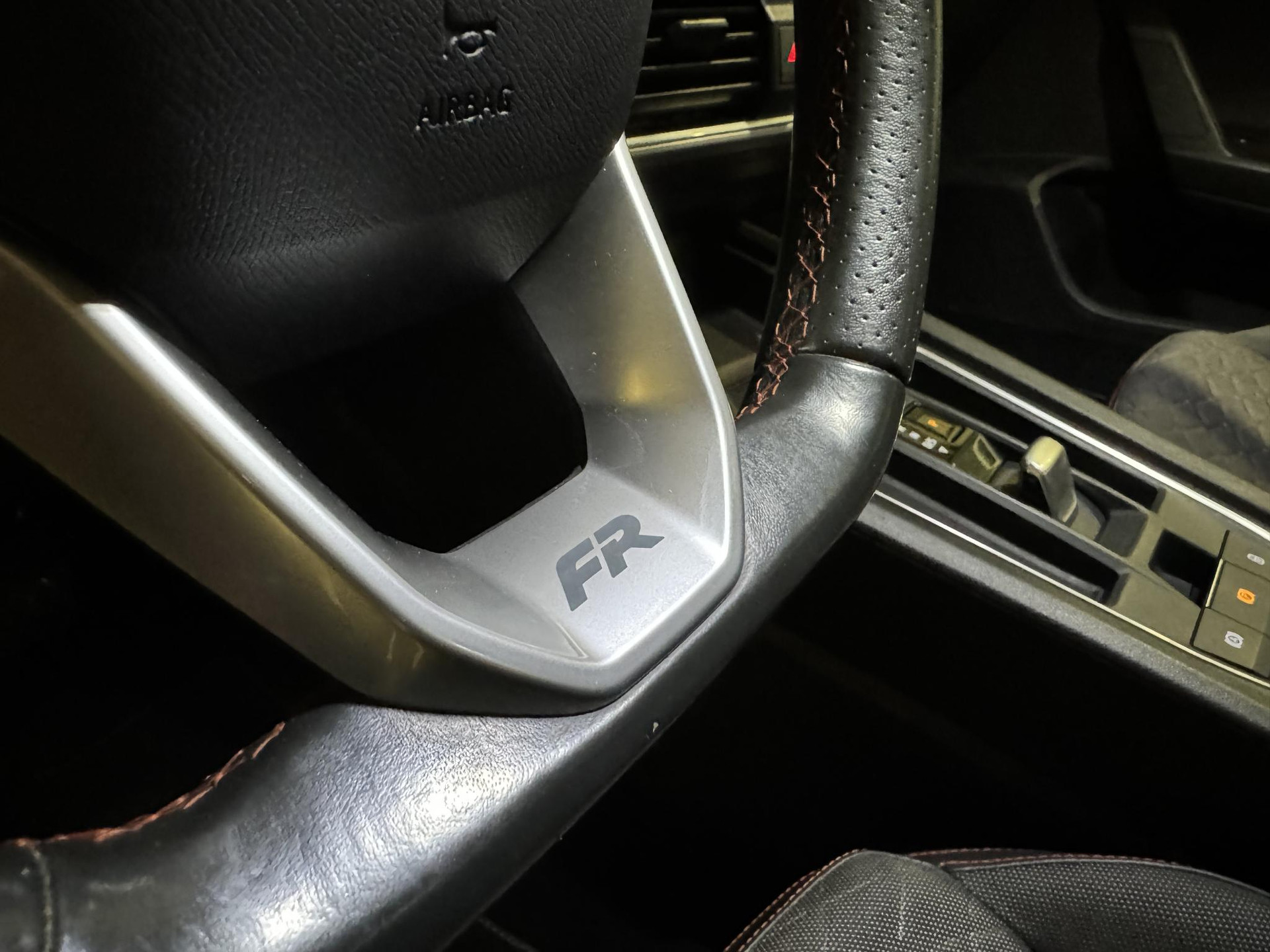 SEAT León ST 1.4 TSI eHybrid PHEV FR HVG77R