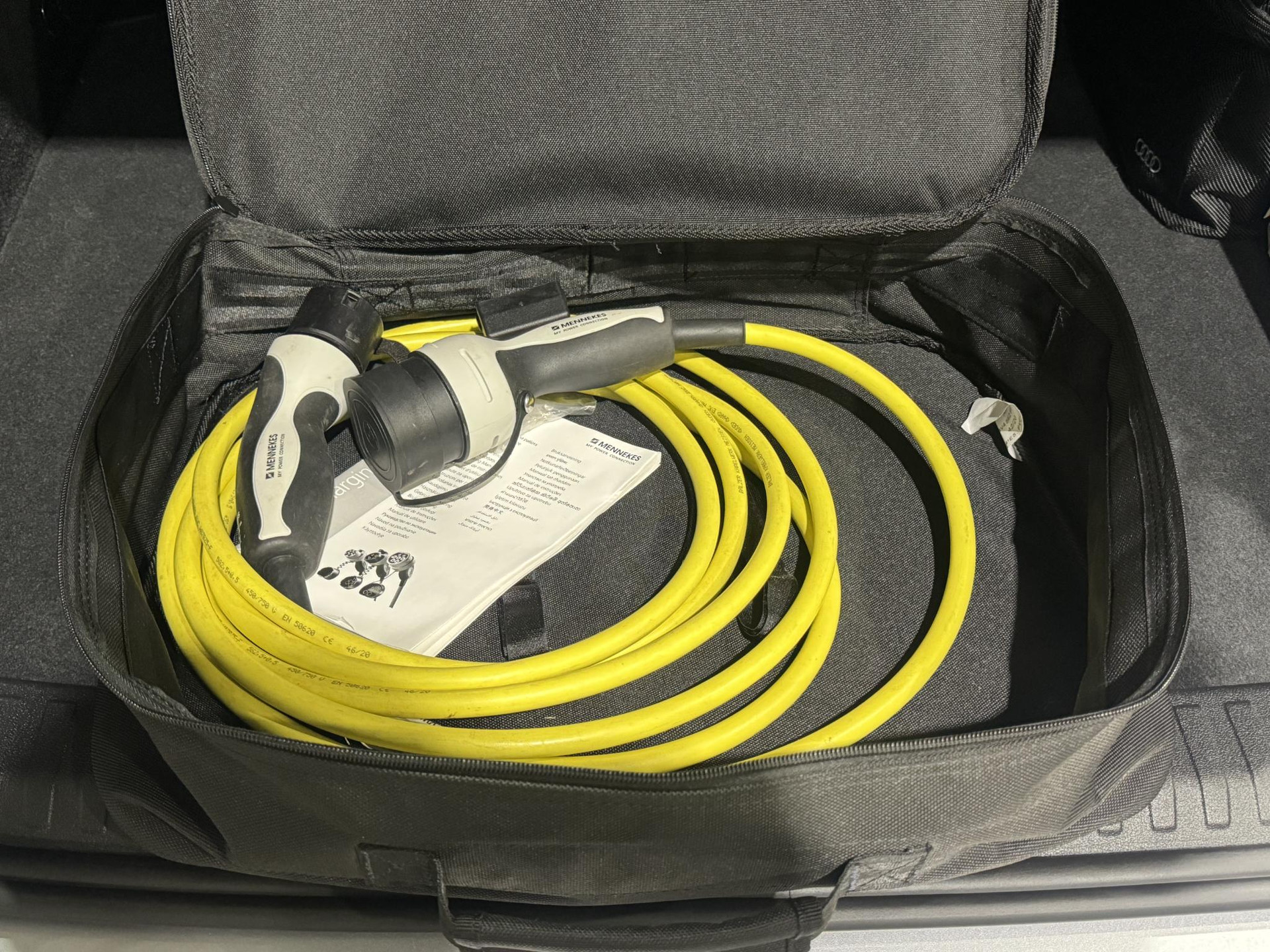 Audi A3 Sportback 40 TFSI e Edition JDT04F