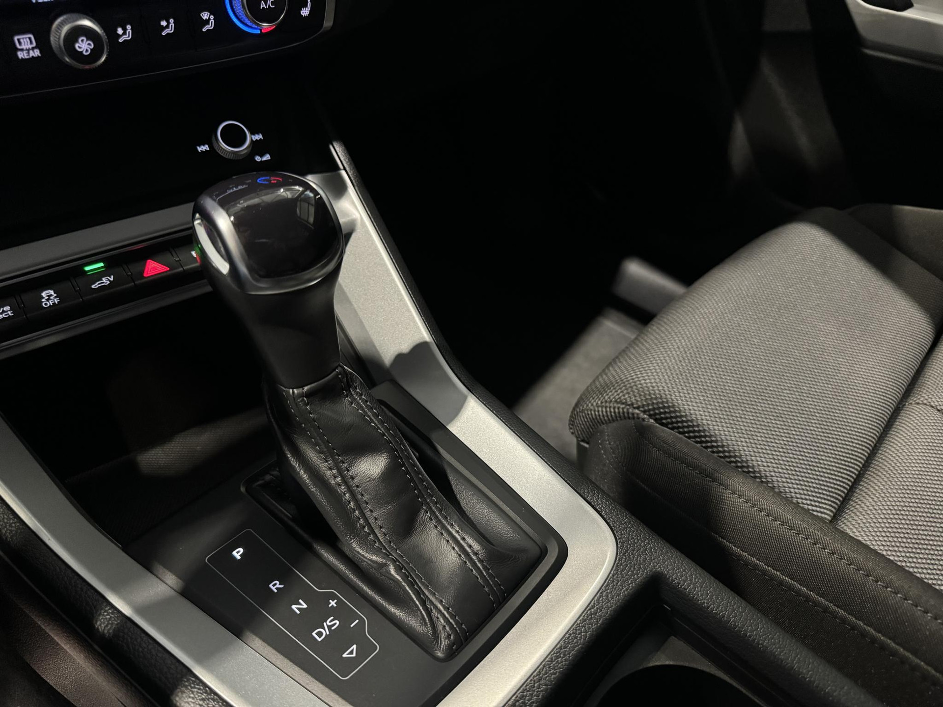 Audi Q3 Sportback 45 TFSI e S-Line JFH44R