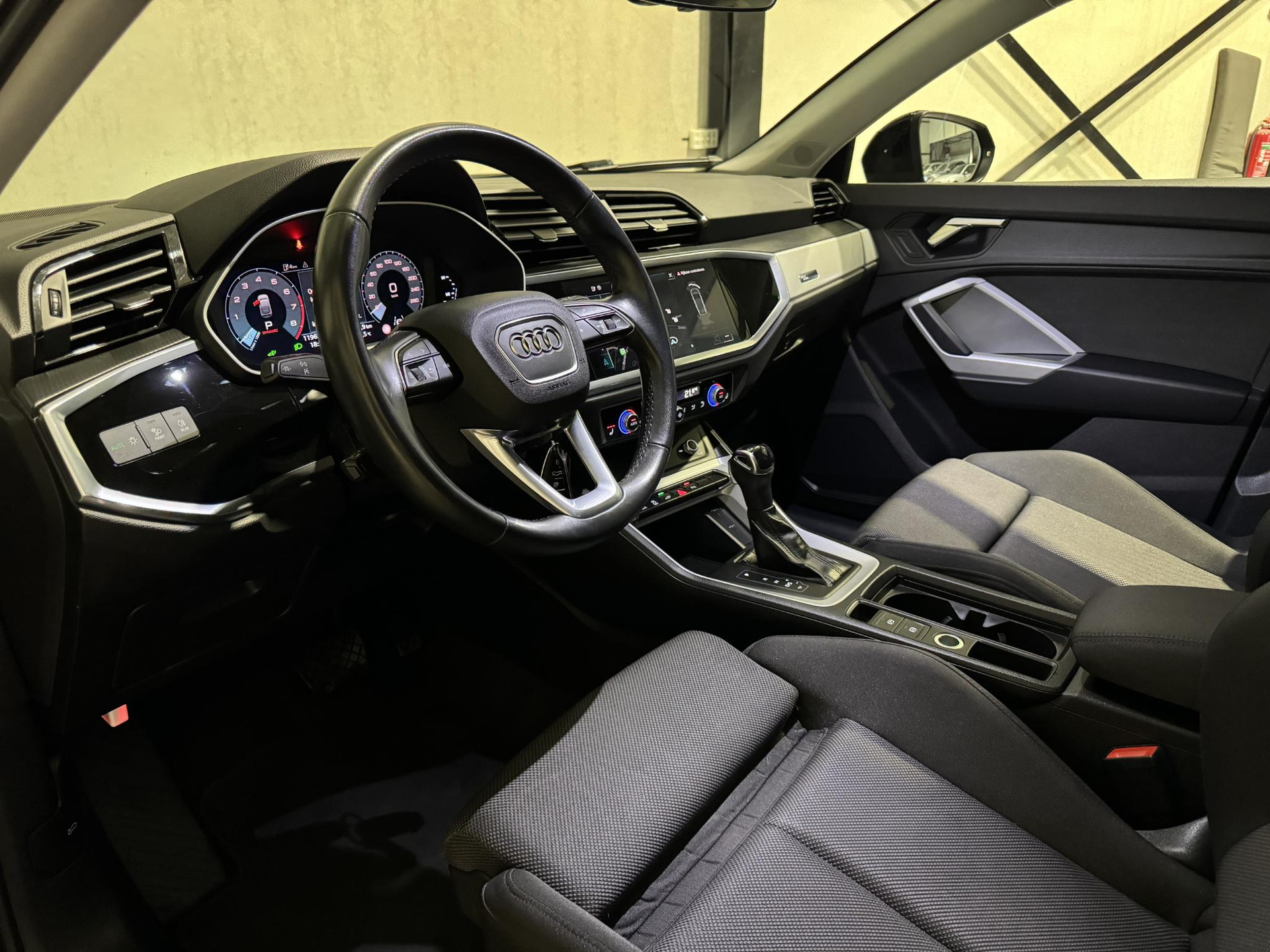 Audi Q3 Sportback 45 TFSI e S-Line JFH44R