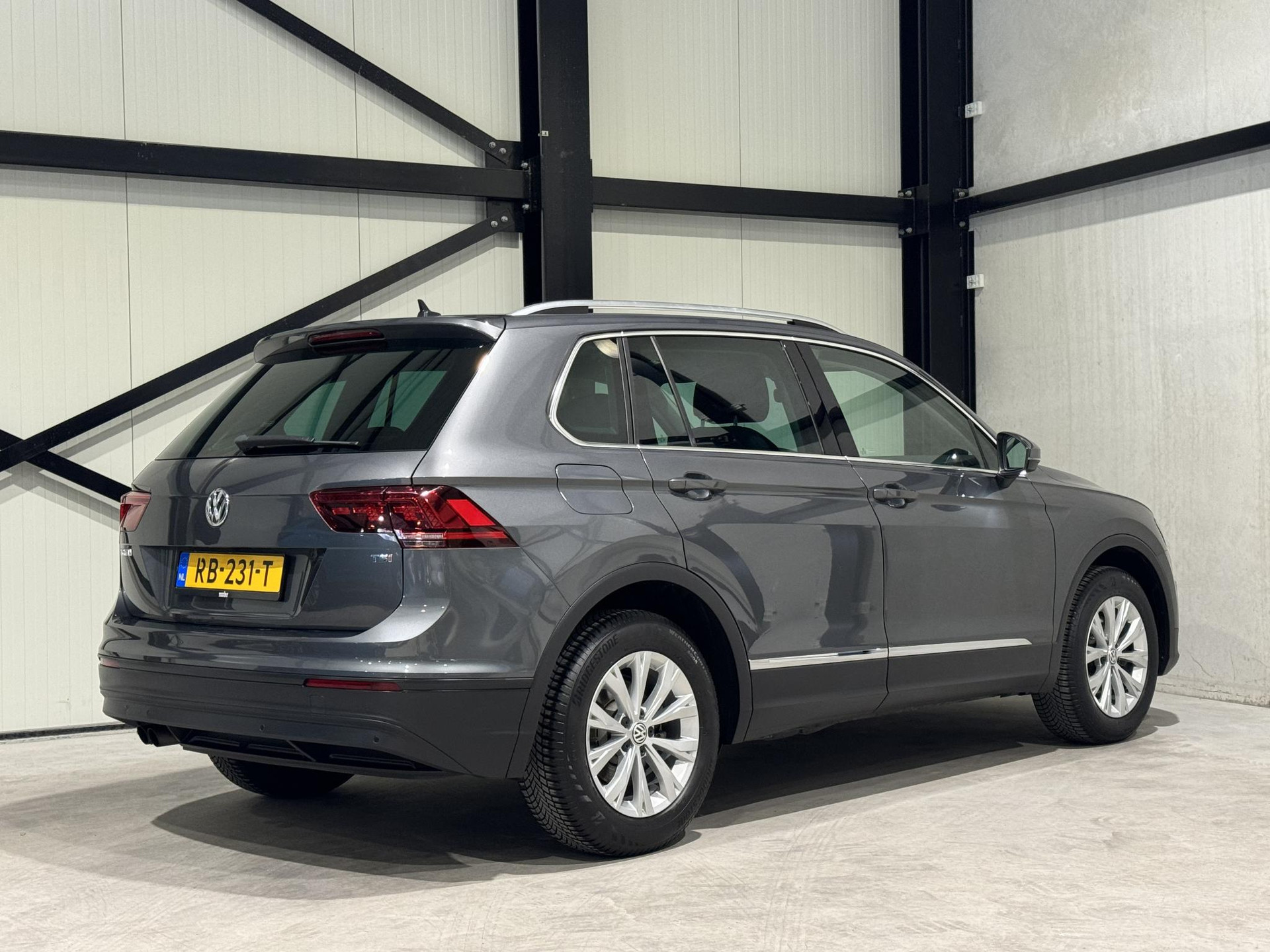 Volkswagen Tiguan 1.4 TSI Comfortline Business RB231T