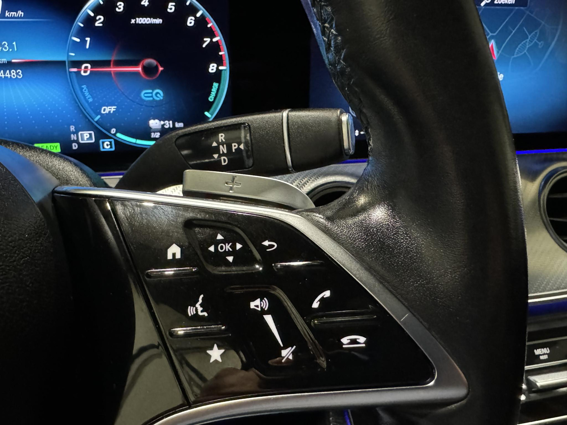 Mercedes-Benz E-Klasse 300 e Business Solution JHH37K