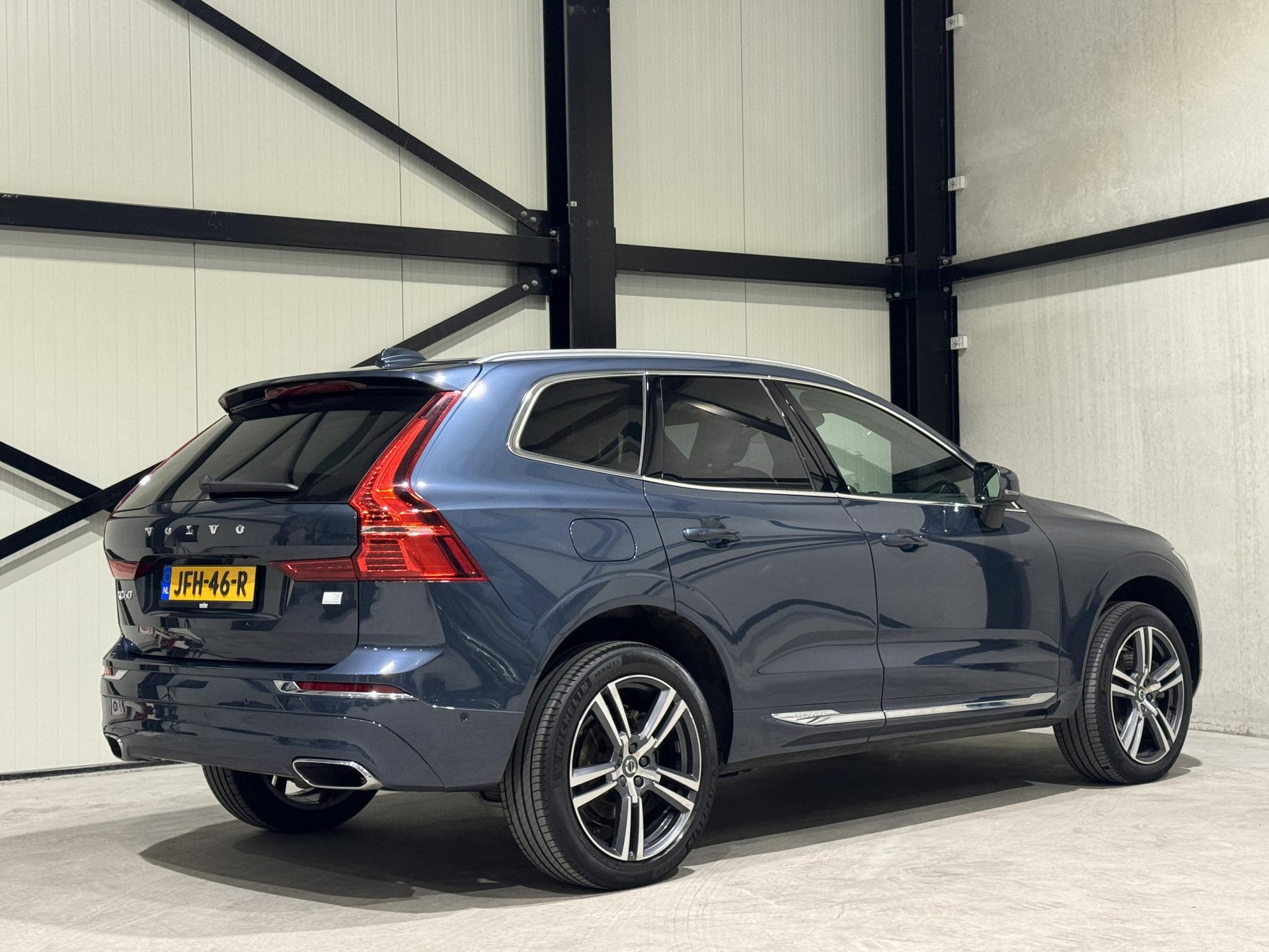 Volvo XC60 2.0 T8 Plug-in hybrid AWD Inscription JFH46R