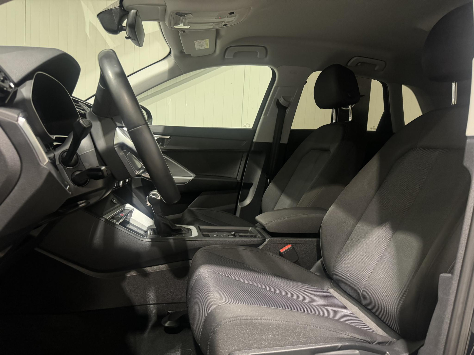 Audi Q3 45 TFSI e Business JKK89D