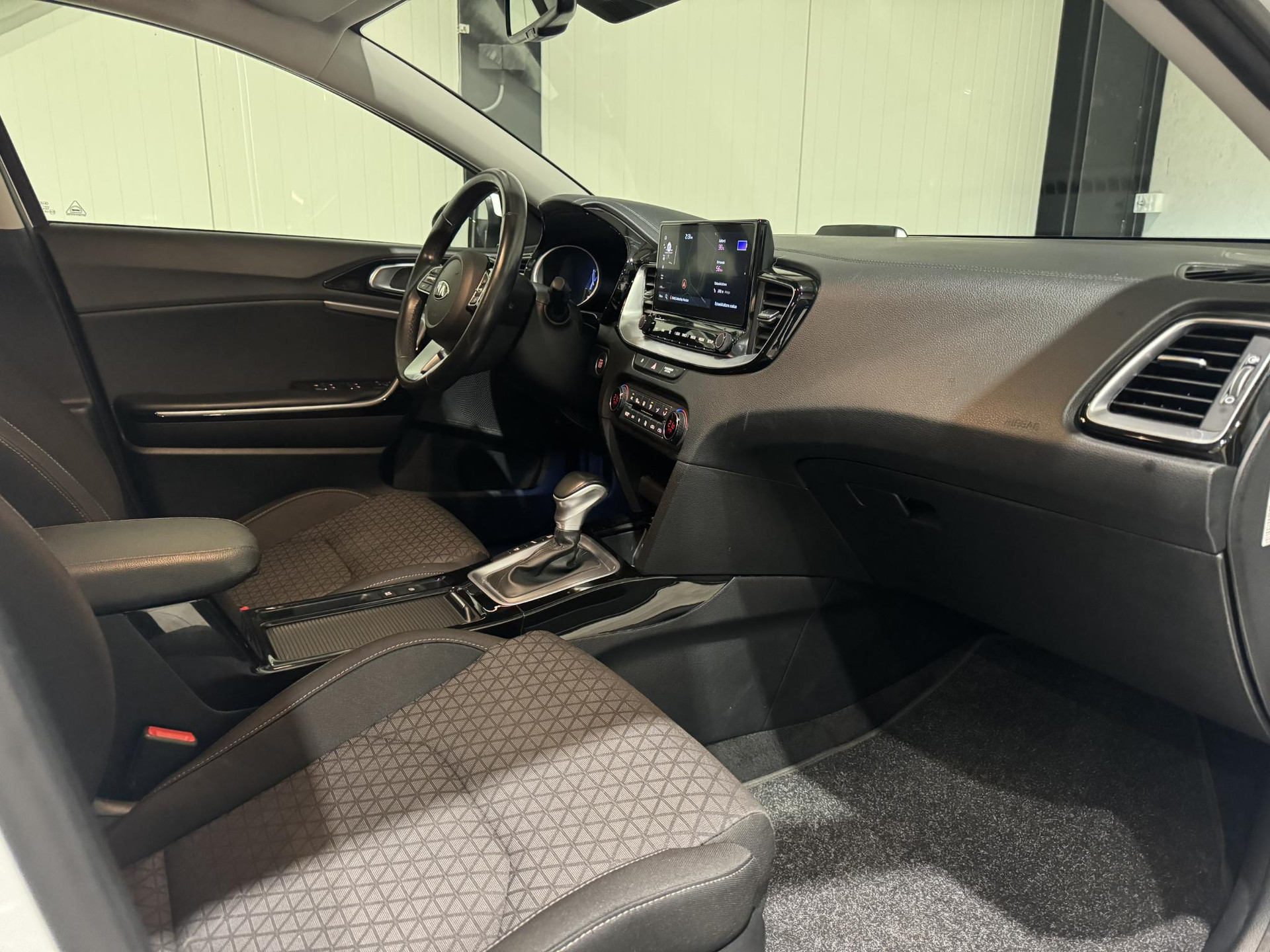 Kia Ceed Sportswagon 1.6 GDI PHEV BusinessLine JKK85D