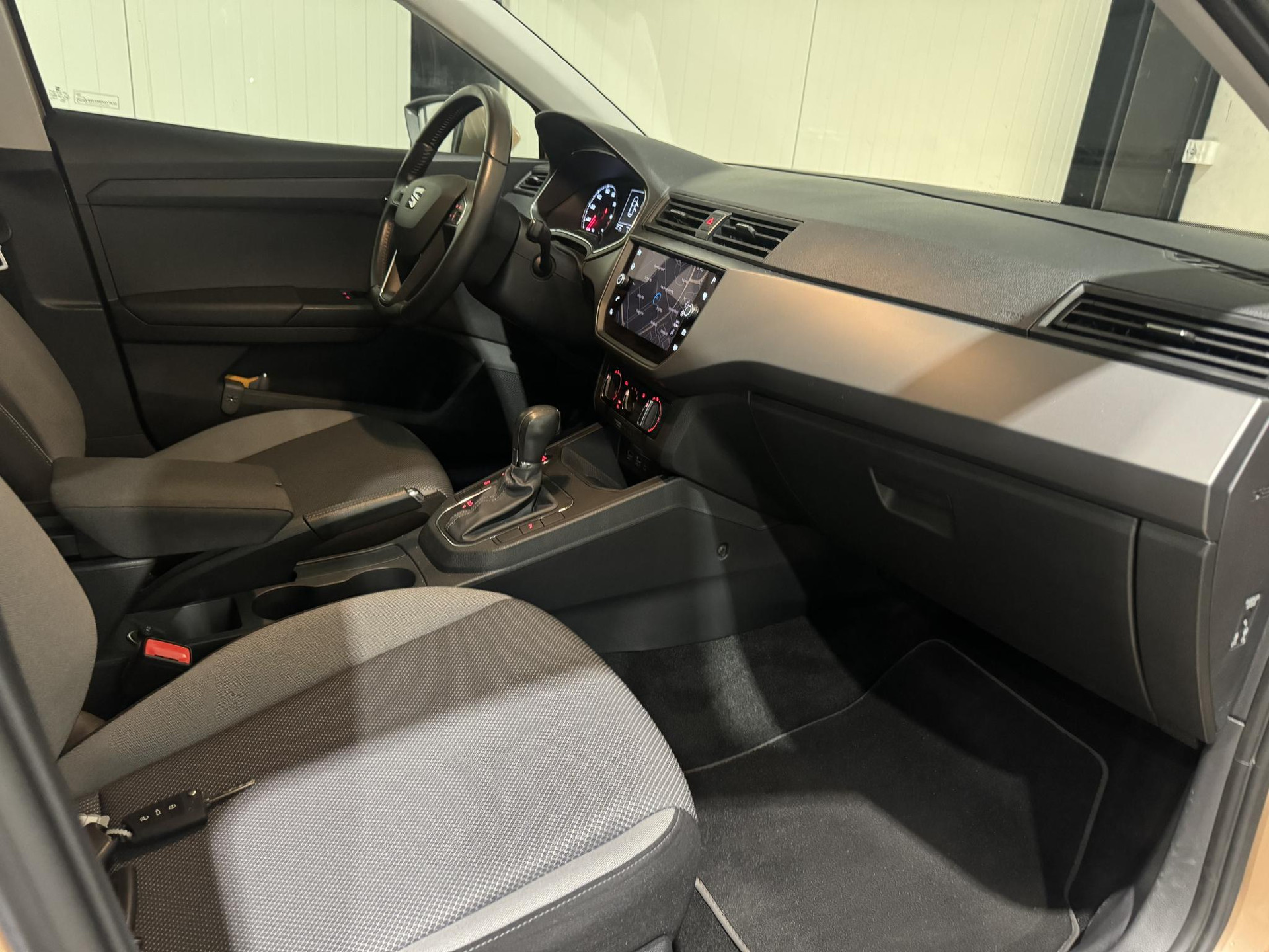 SEAT Ibiza 1.0 TSI Style Business Intense ST236L