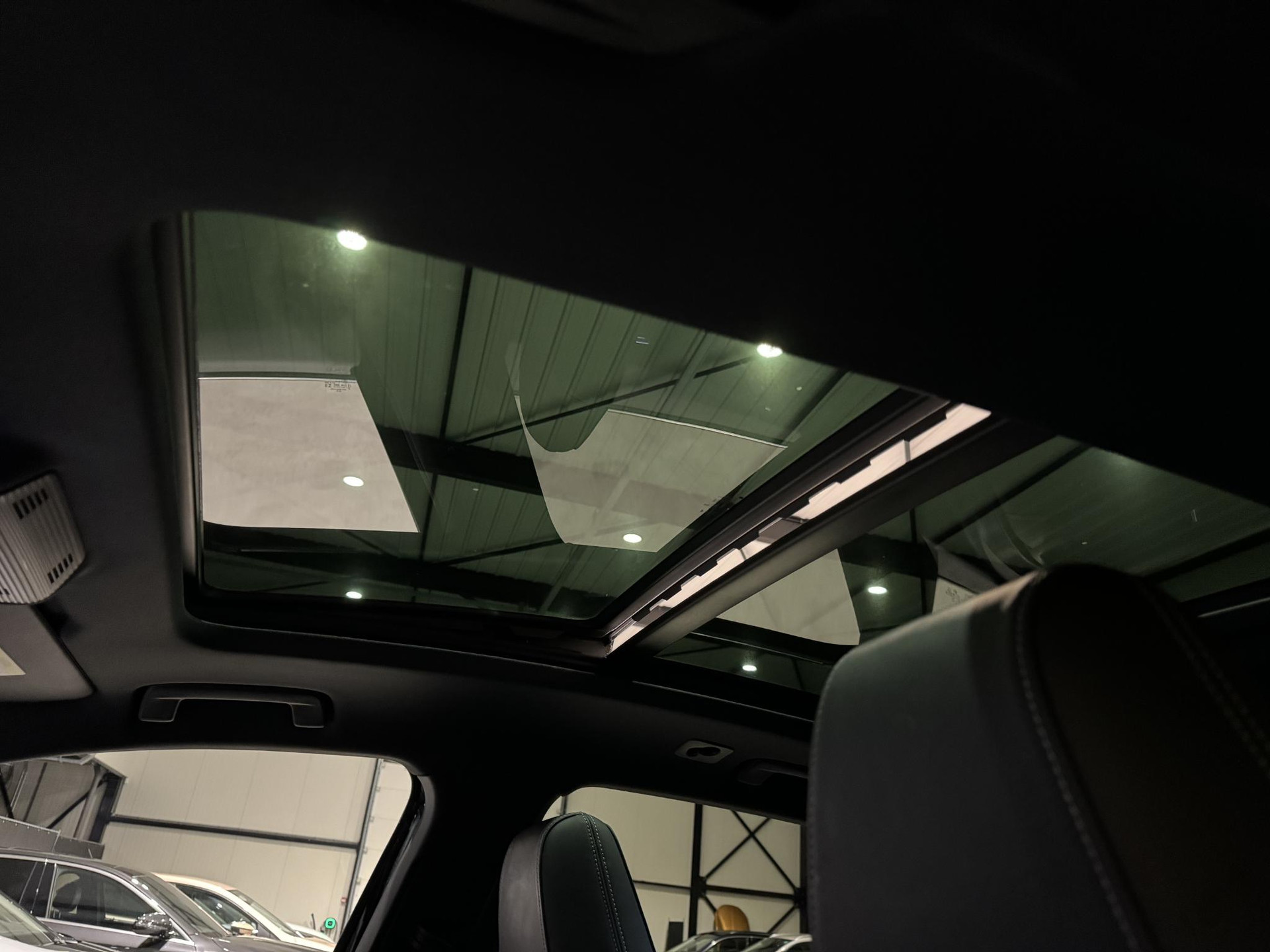 Audi Q4 e-tron 40 Launch edition S Competition 77 kWh GZG74P