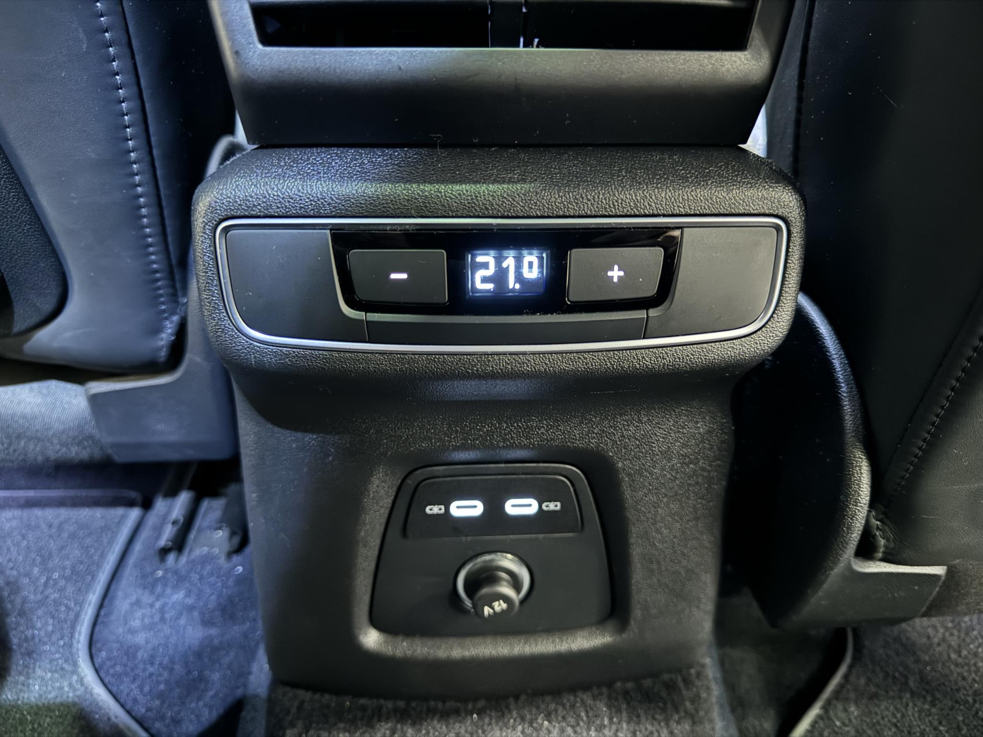 Audi Q4 e-tron 40 Launch edition S Competition 77 kWh GZG74P