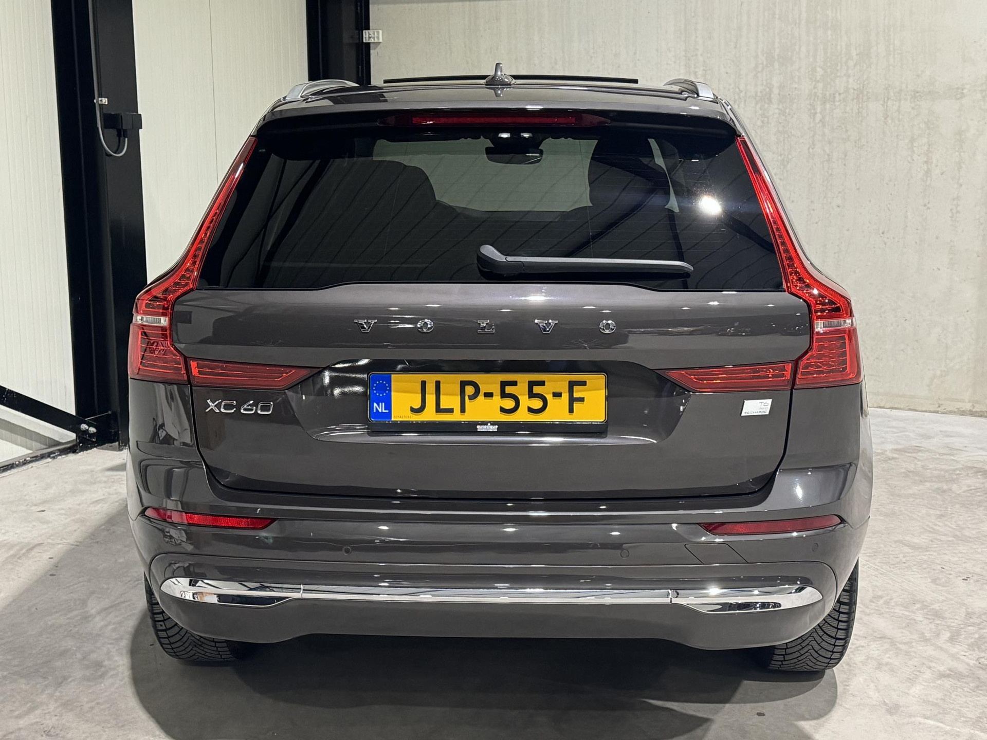 Volvo XC60 2.0 Recharge T6 AWD Business JLP55F