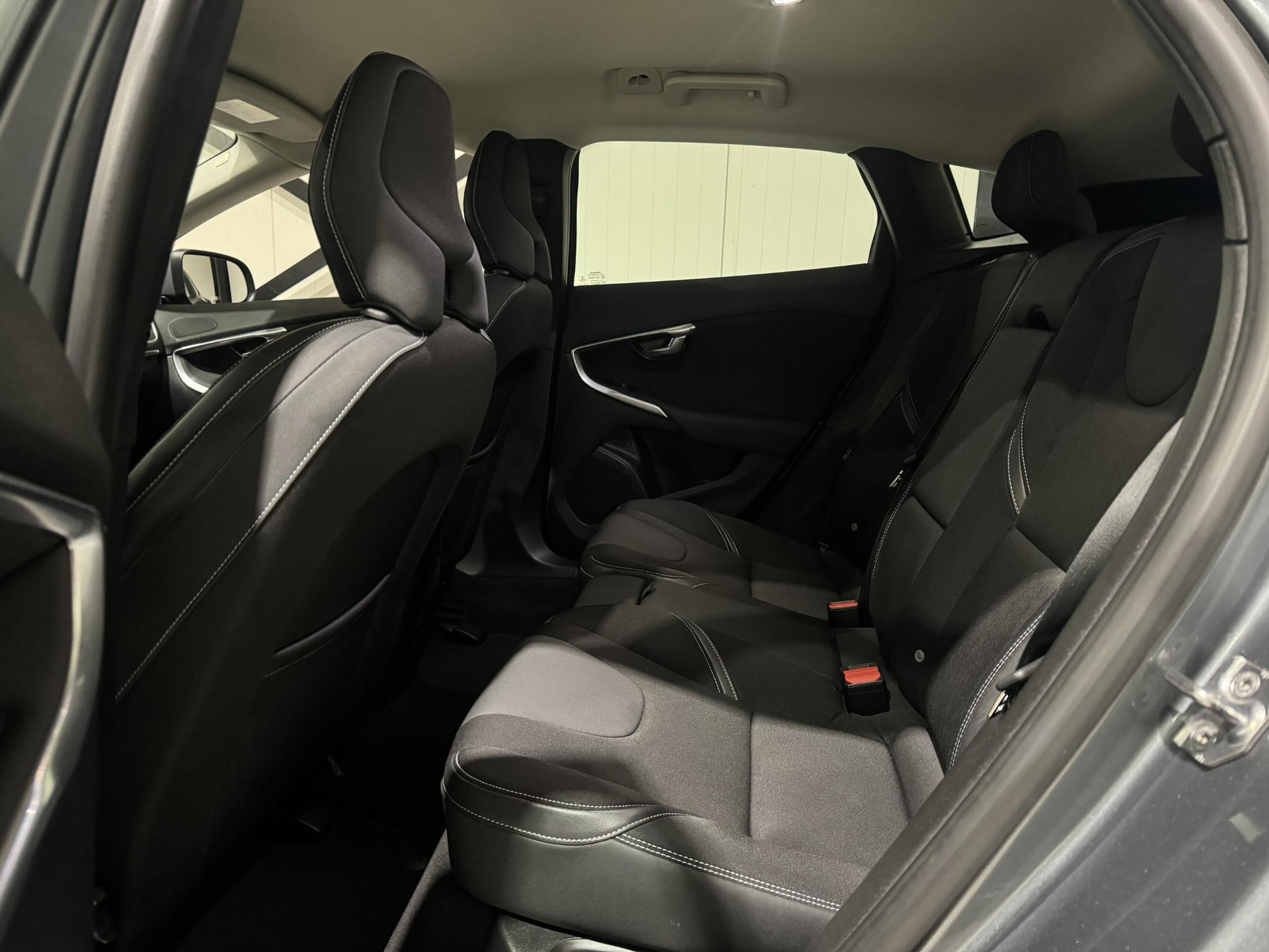 Volvo V40 2.0 T3 Nordic+ NS888P