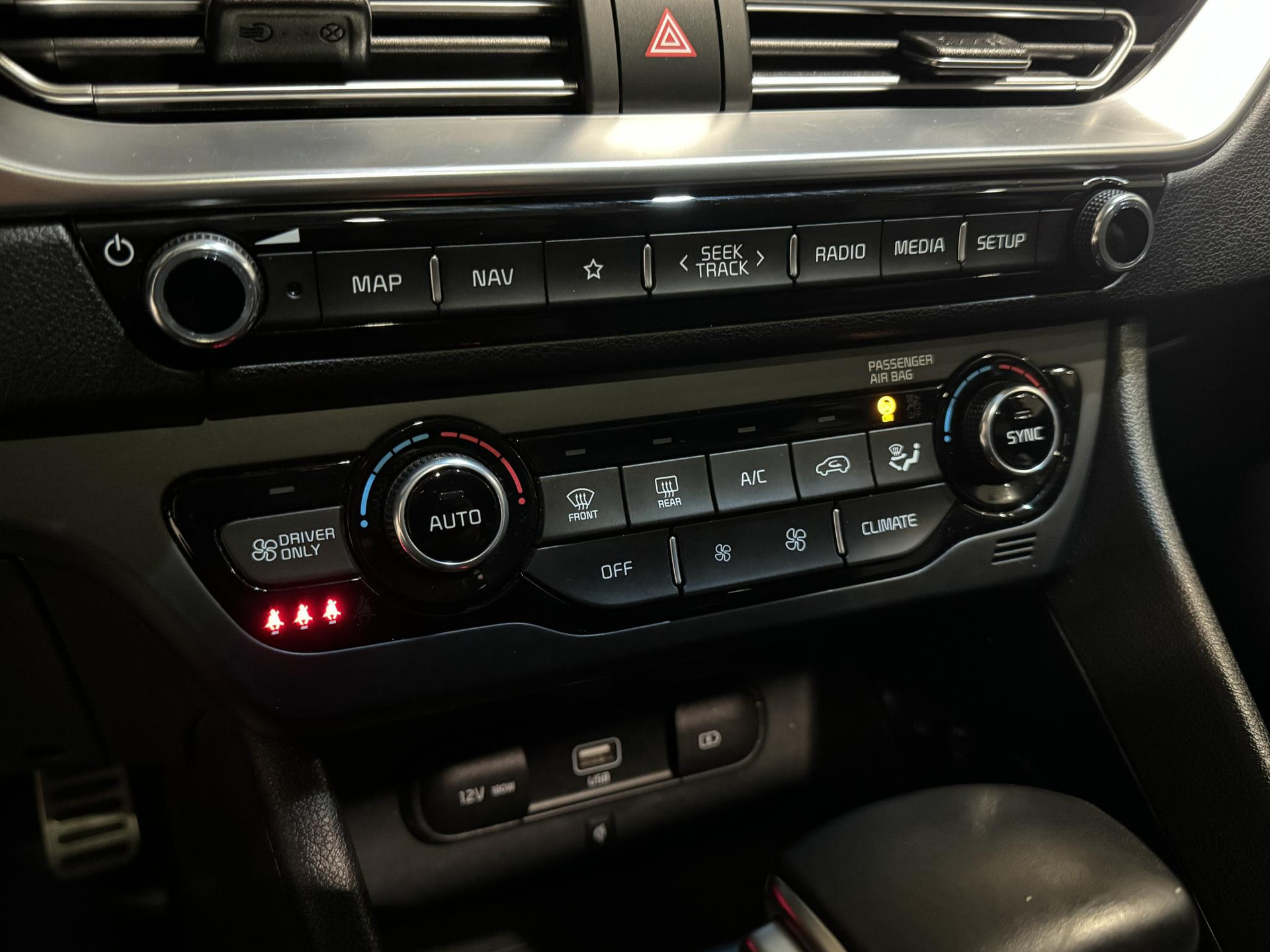 Kia Niro 1.6 GDi PHEV ExecutiveLine L207BK