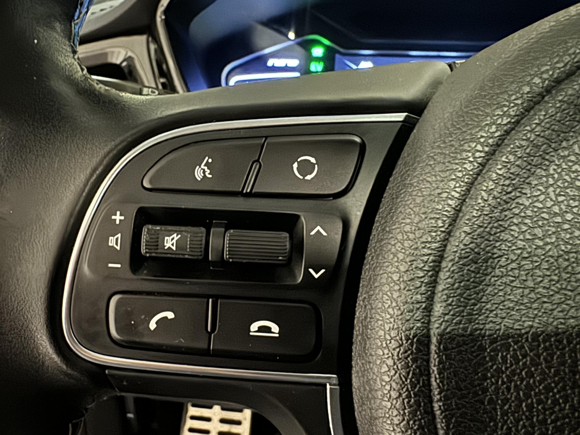 Kia Niro 1.6 GDi PHEV ExecutiveLine L207BK