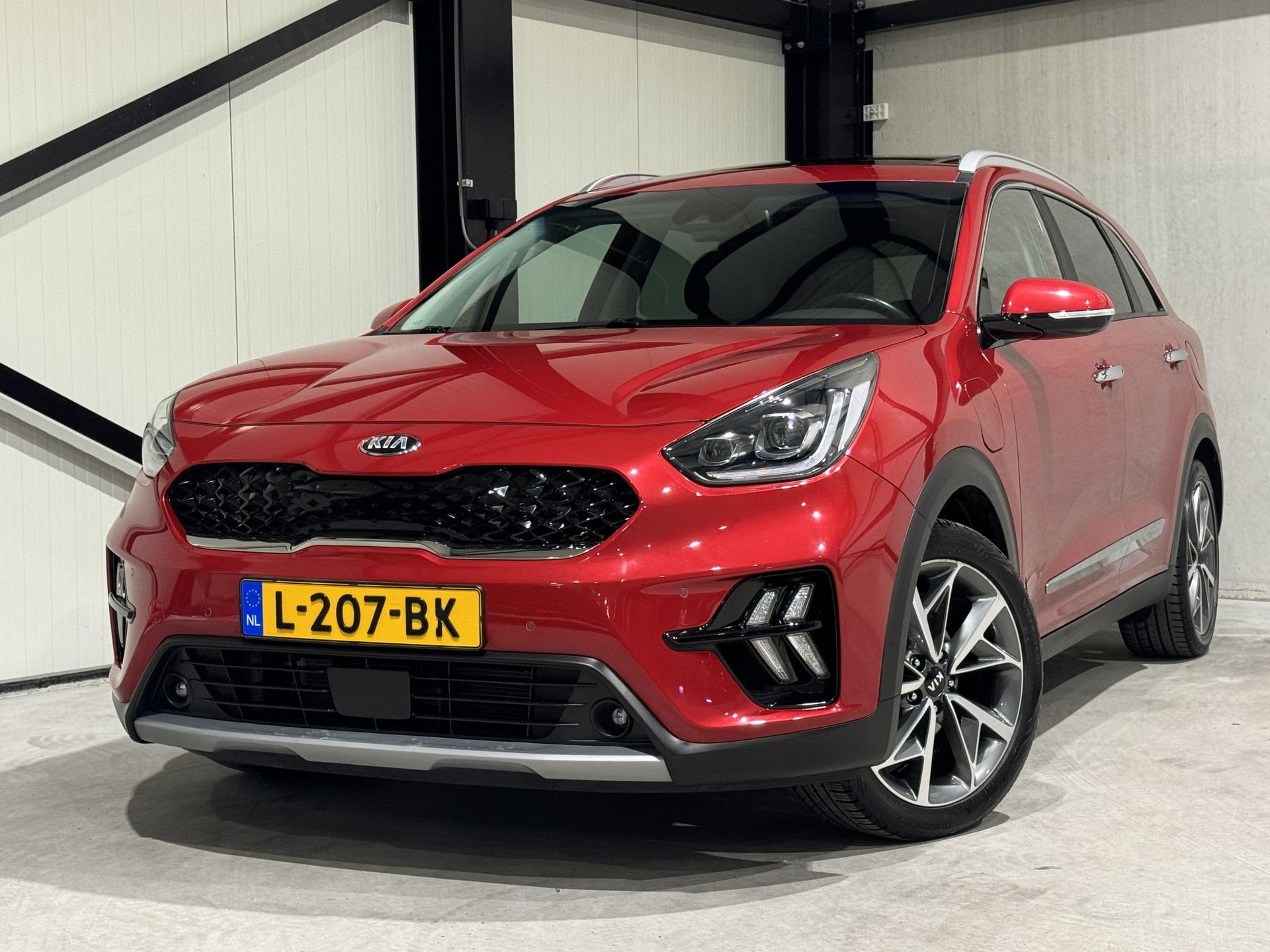 Kia Niro 1.6 GDi PHEV ExecutiveLine L207BK