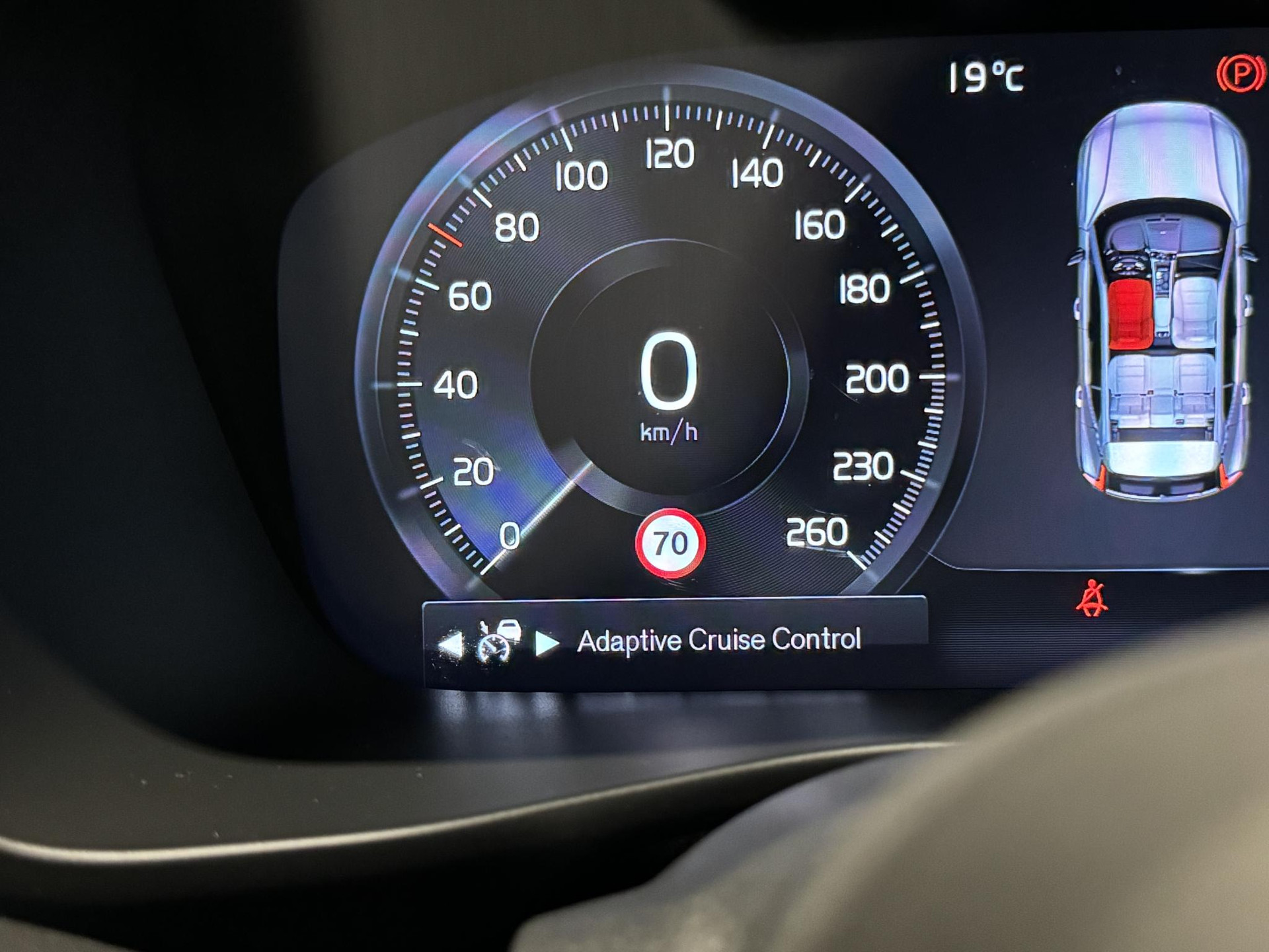 Volvo XC40 1.5 T5 Recharge Business Pro JRT84G