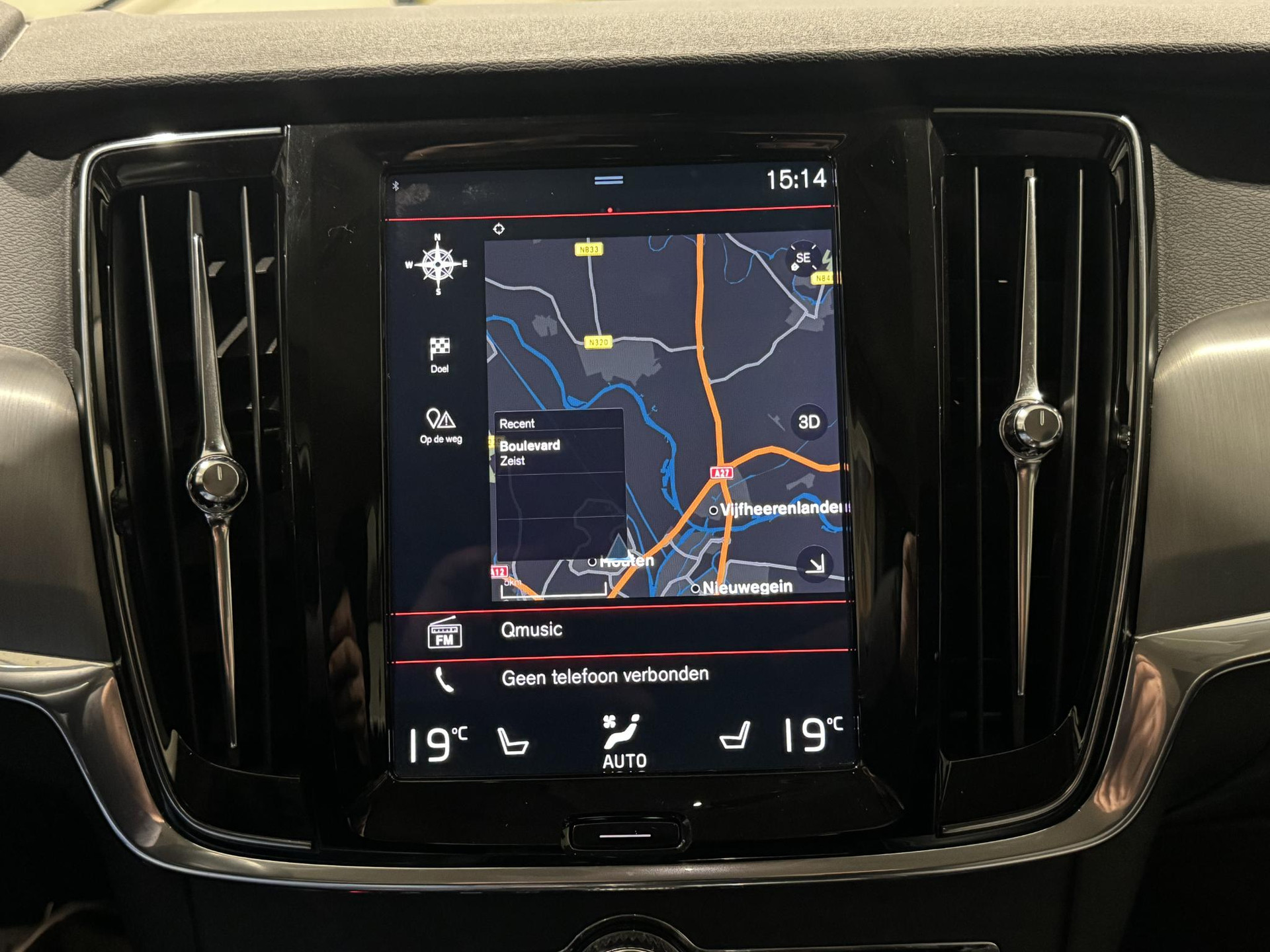 Volvo V90 2.0 T8 AWD Momentum Pro JJN87J