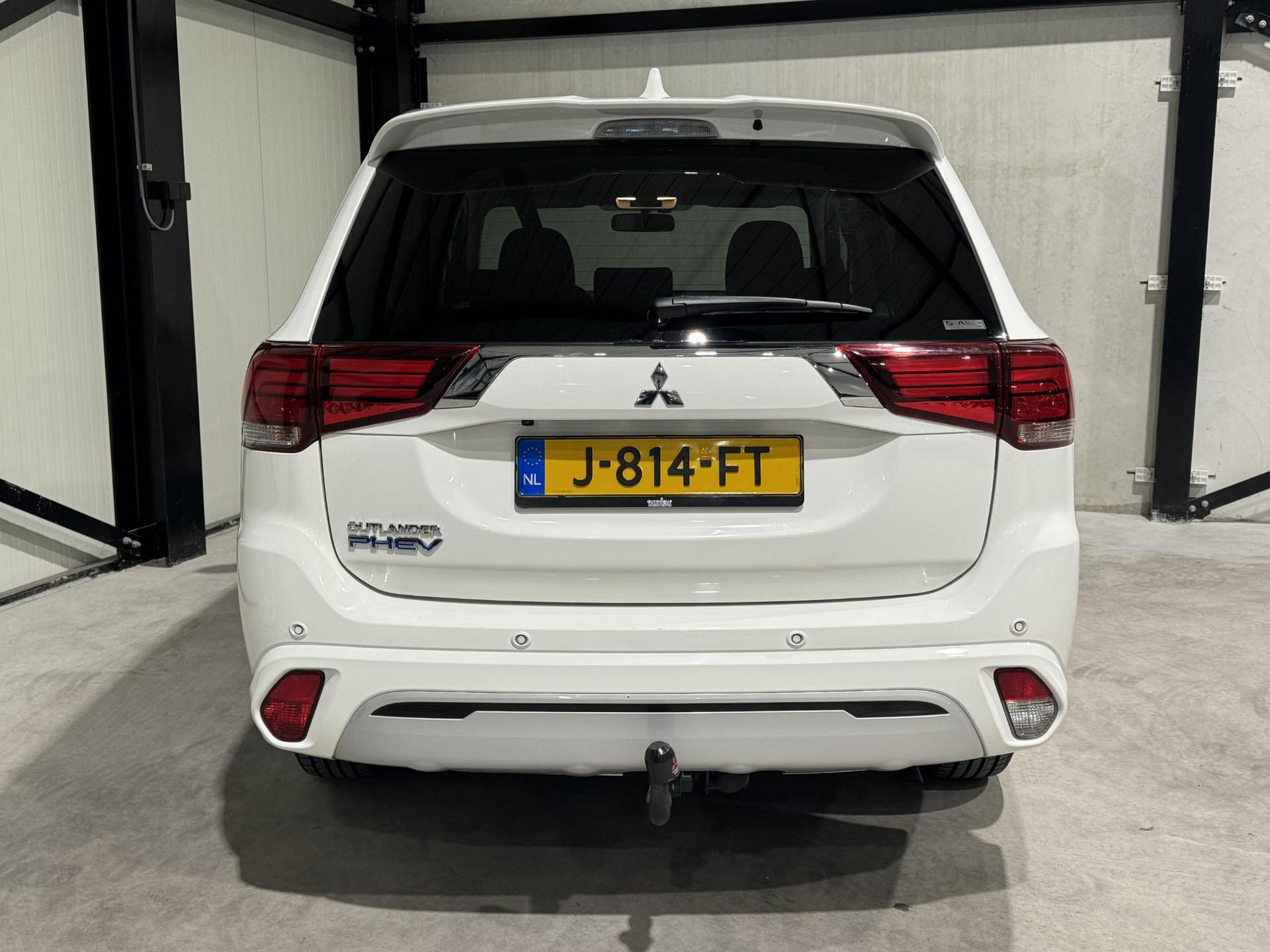 Mitsubishi Outlander 2.4 PHEV Pure J814FT
