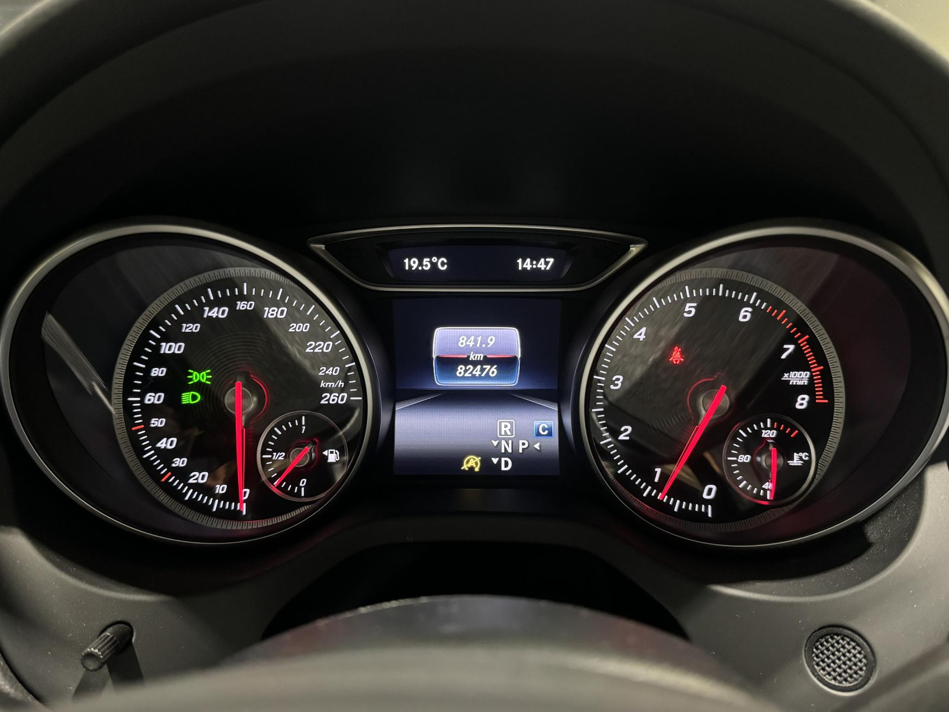 Mercedes-Benz CLA-Klasse Shooting Brake 180 Urban ZL368R