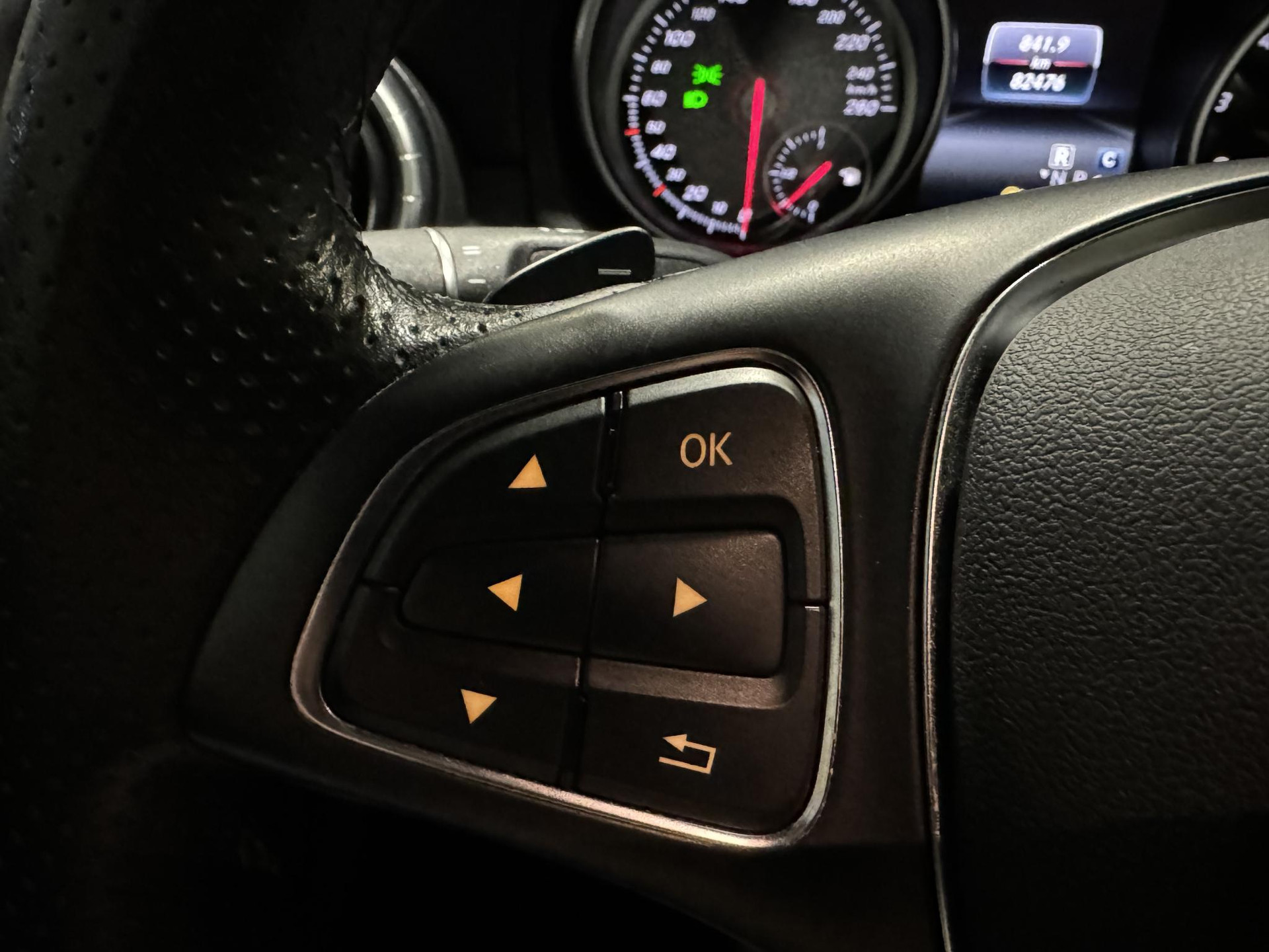 Mercedes-Benz CLA-Klasse Shooting Brake 180 Urban ZL368R