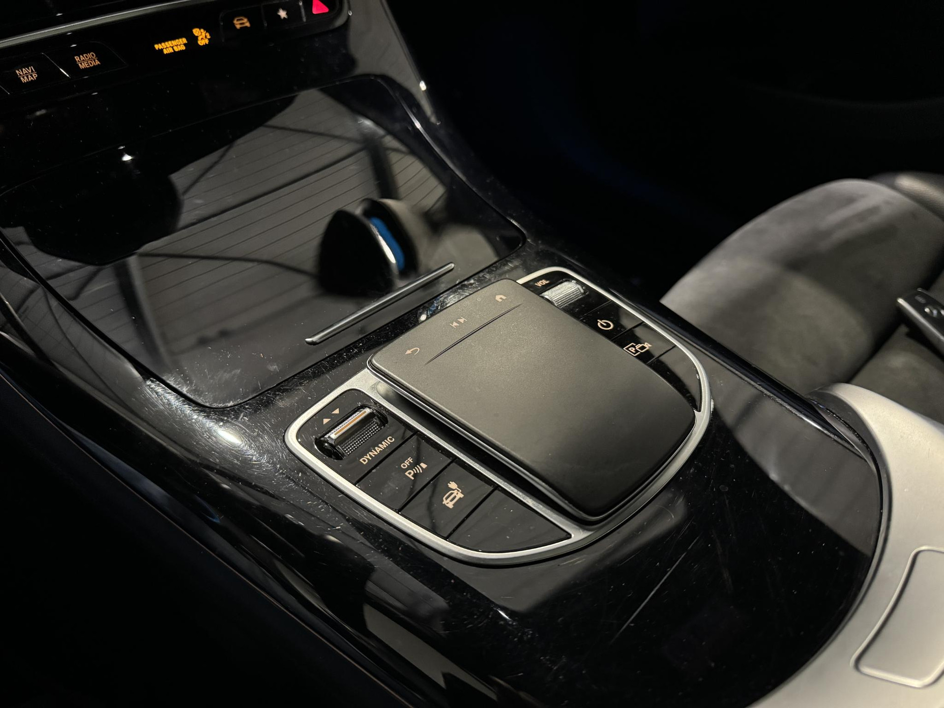 Mercedes-Benz EQC 400 4MATIC AMG 80 kWh K990HP