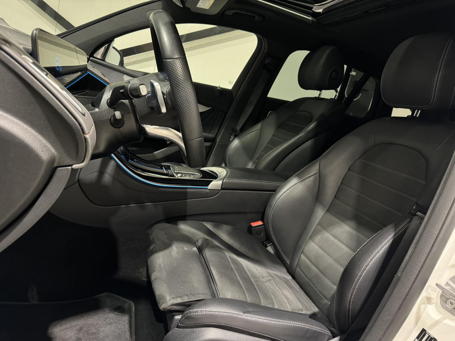 Mercedes-Benz EQC 400 4MATIC AMG 80 kWh K990HP