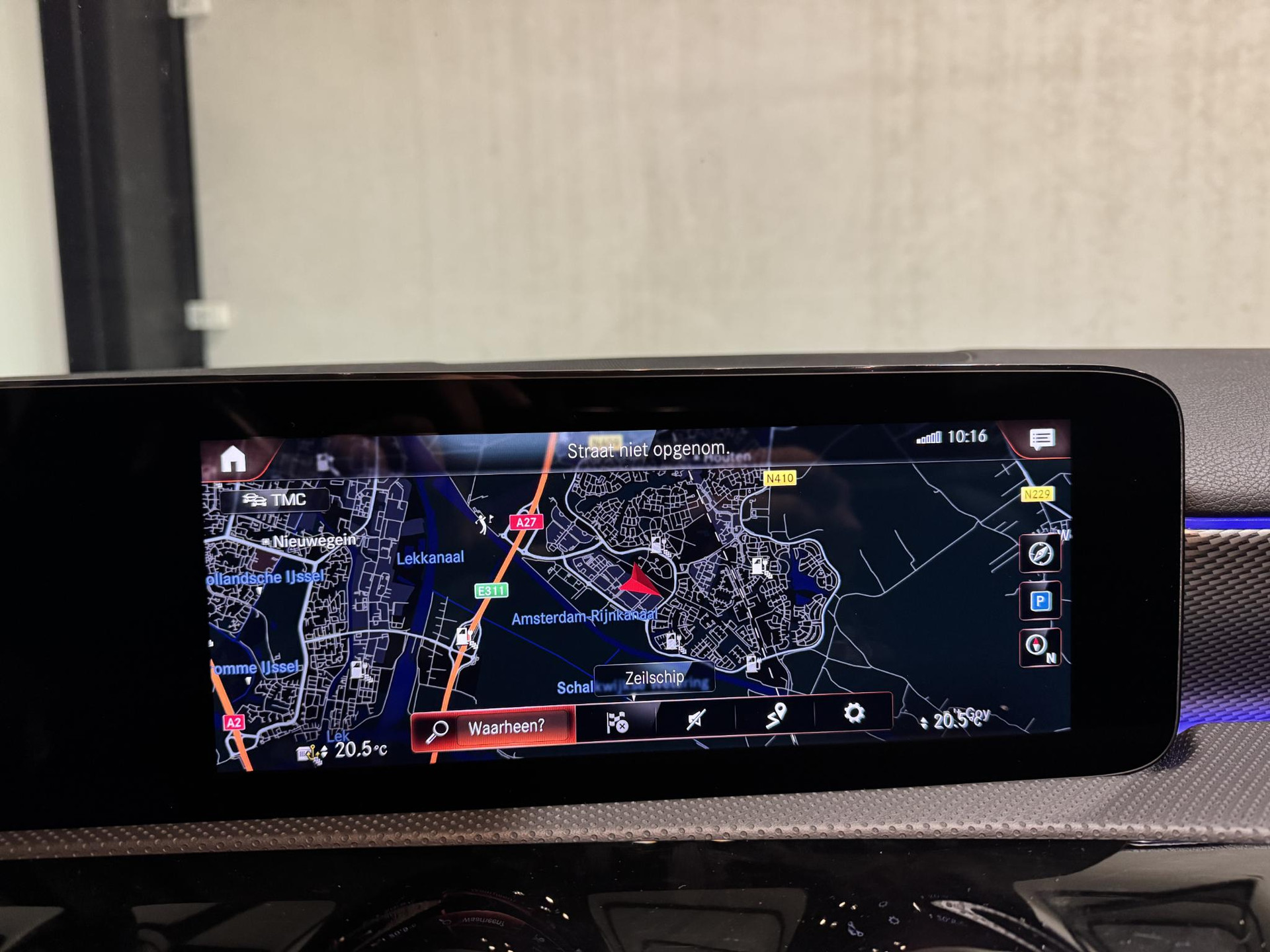 Mercedes-Benz A-Klasse 250 e Business JVP41R