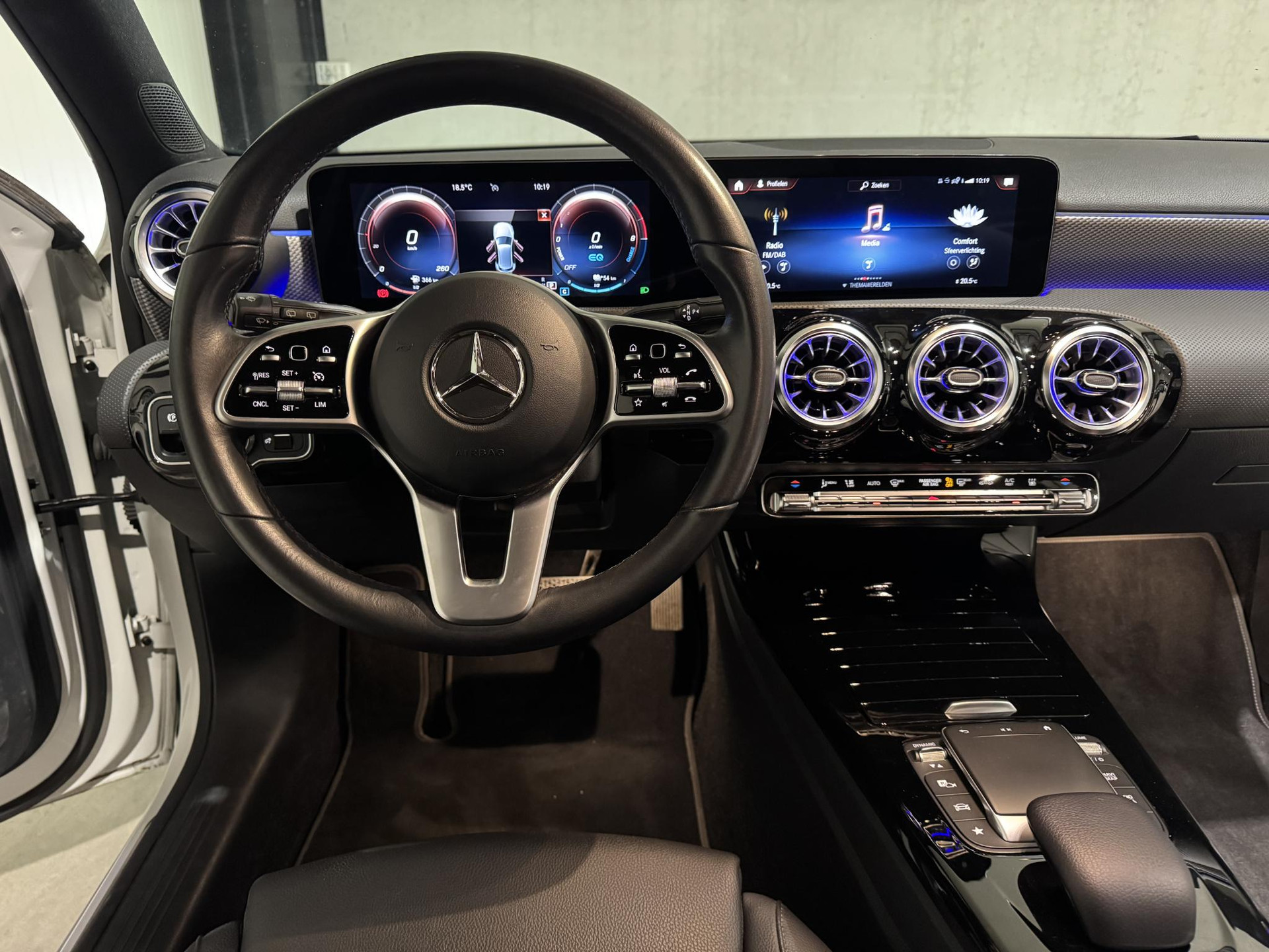 Mercedes-Benz A-Klasse 250 e Business JVP41R