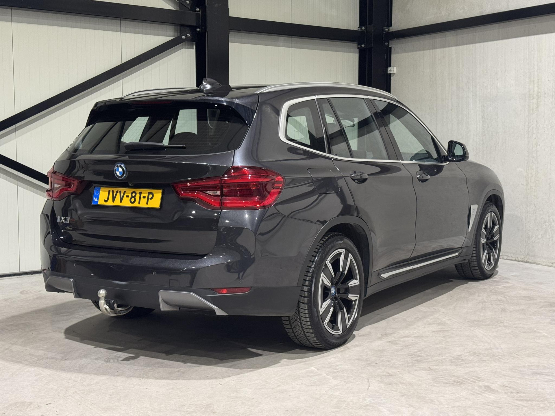 BMW iX3 Executive 80 kWh JVV81P