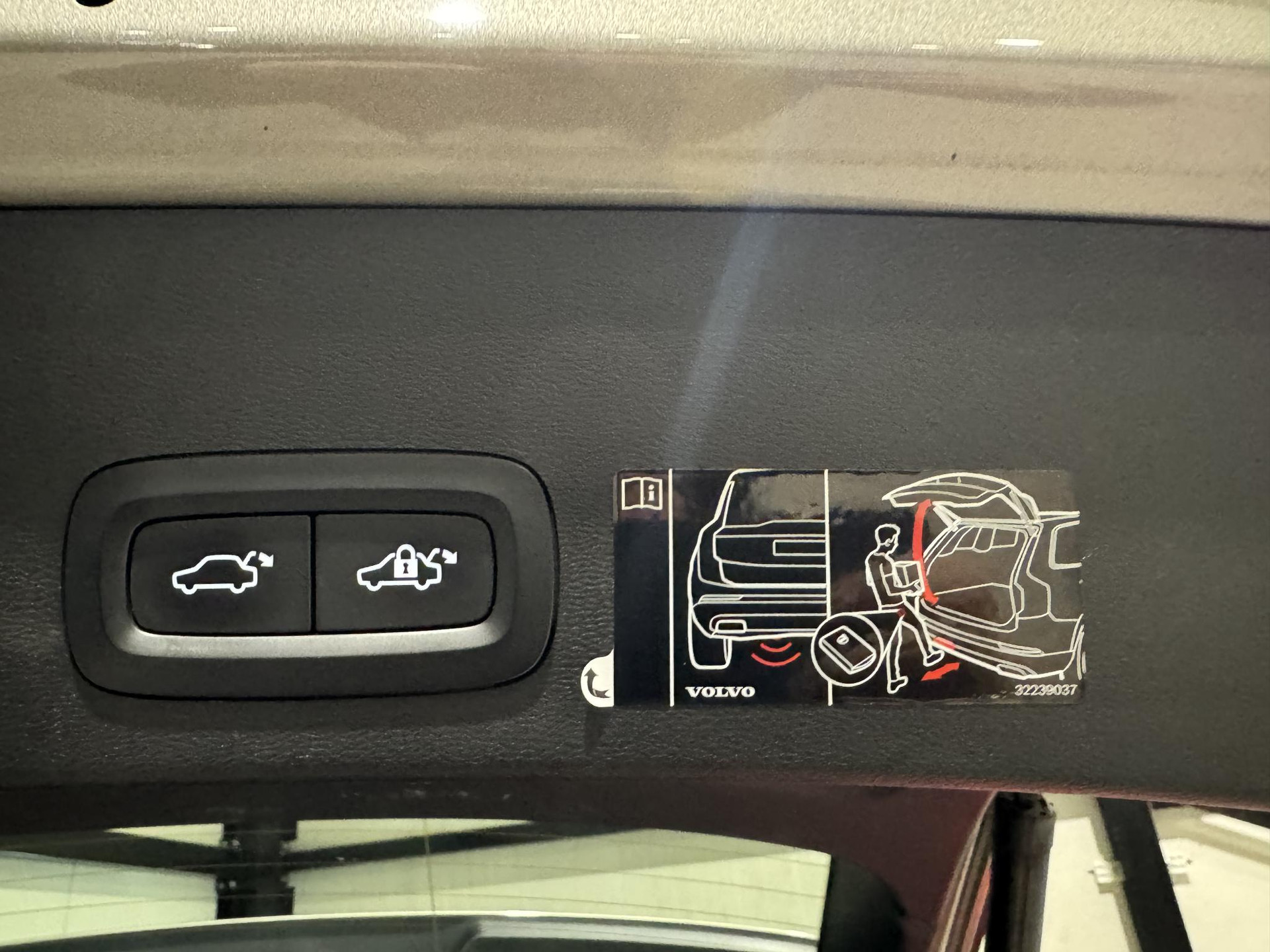 Volvo XC40 1.5 T5 Recharge Inscription JXG78S