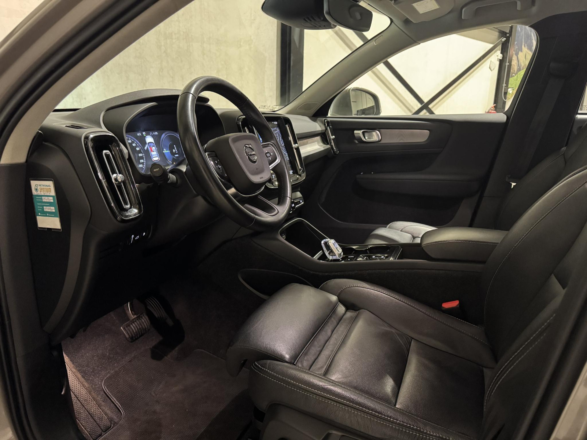 Volvo XC40 1.5 T5 Recharge Inscription JXG78S