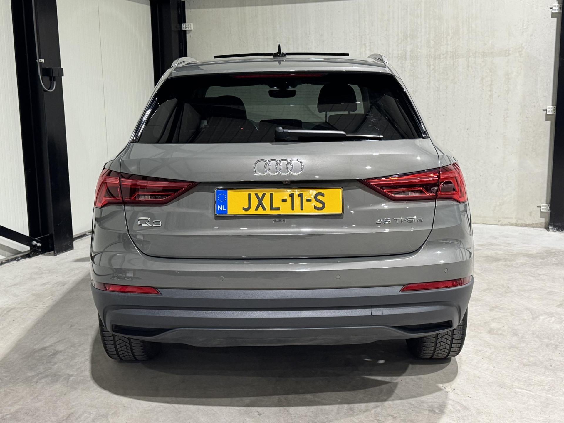 Audi Q3 45 TFSI e Business Edition JXL11S