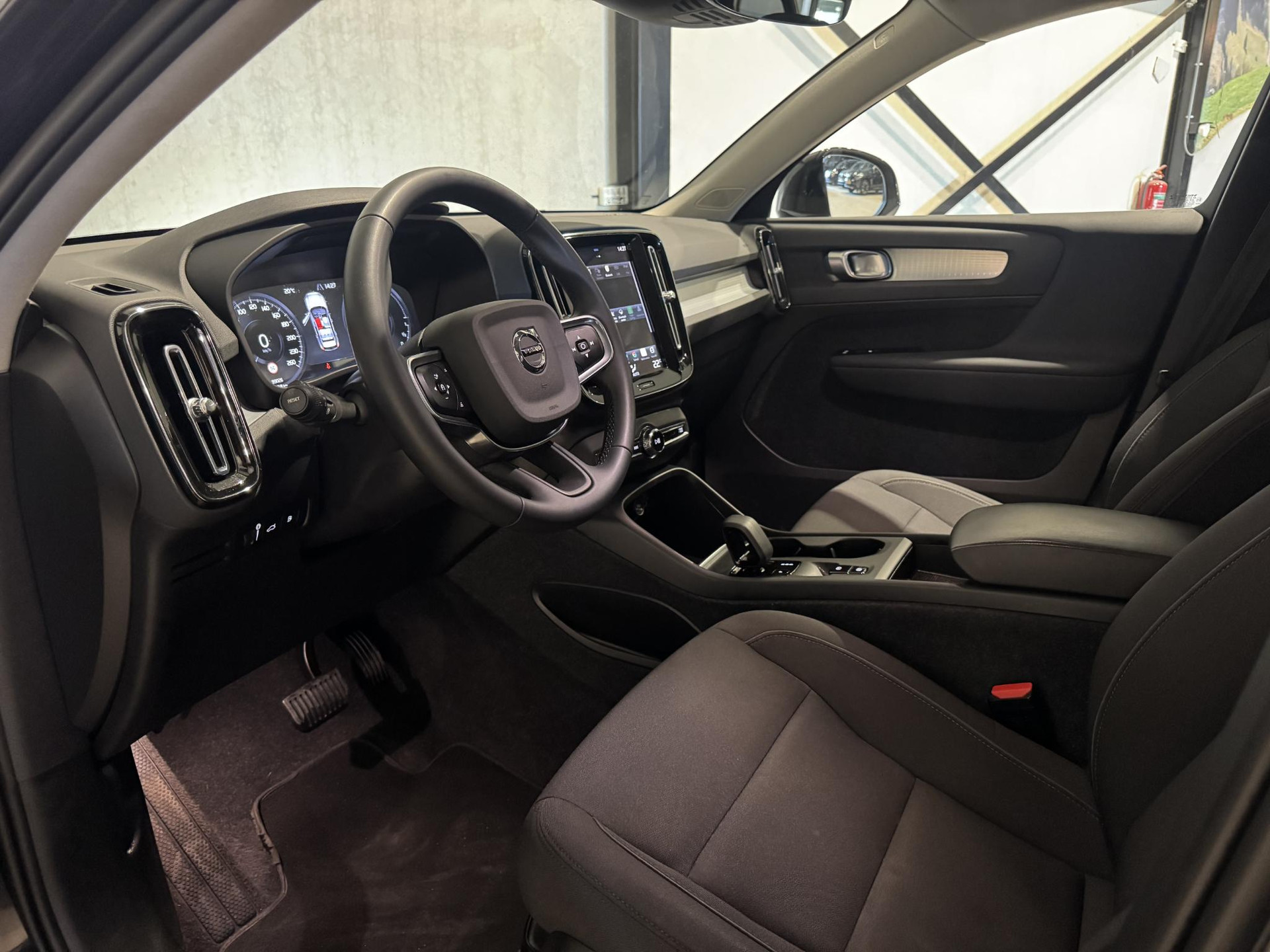 Volvo XC40 1.5 T4 Recharge Inscription Expression JZK09N