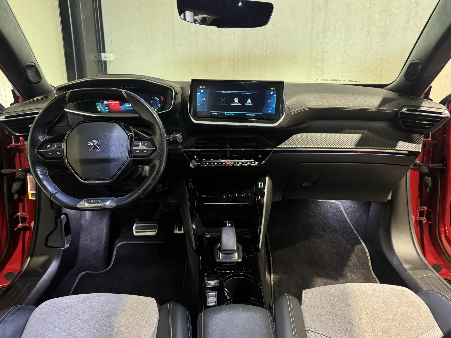 Peugeot e-2008 EV GT Pack 50 kWh P533PL