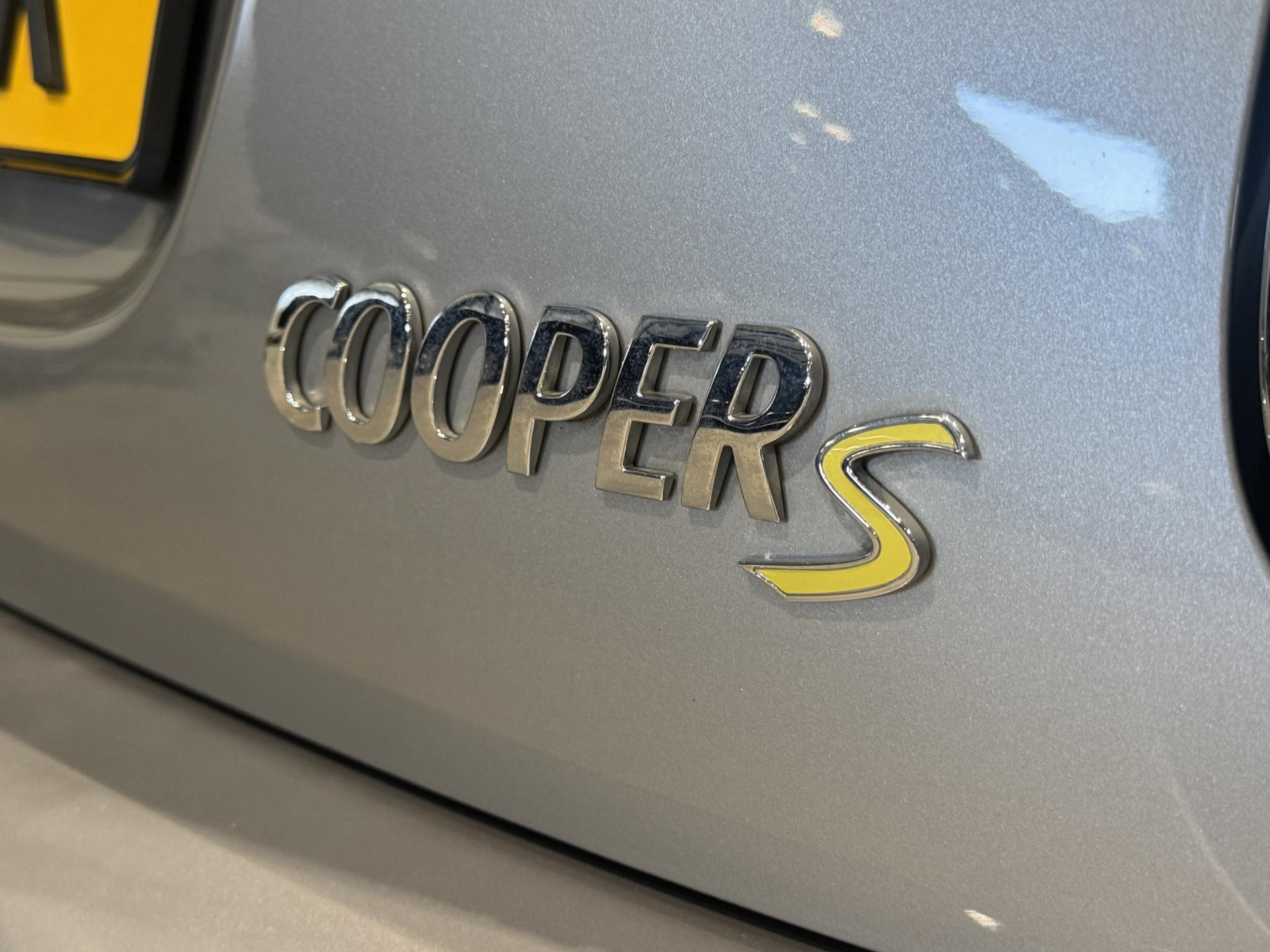 MINI Mini Electric Cooper SE 33 kWh JZS66K