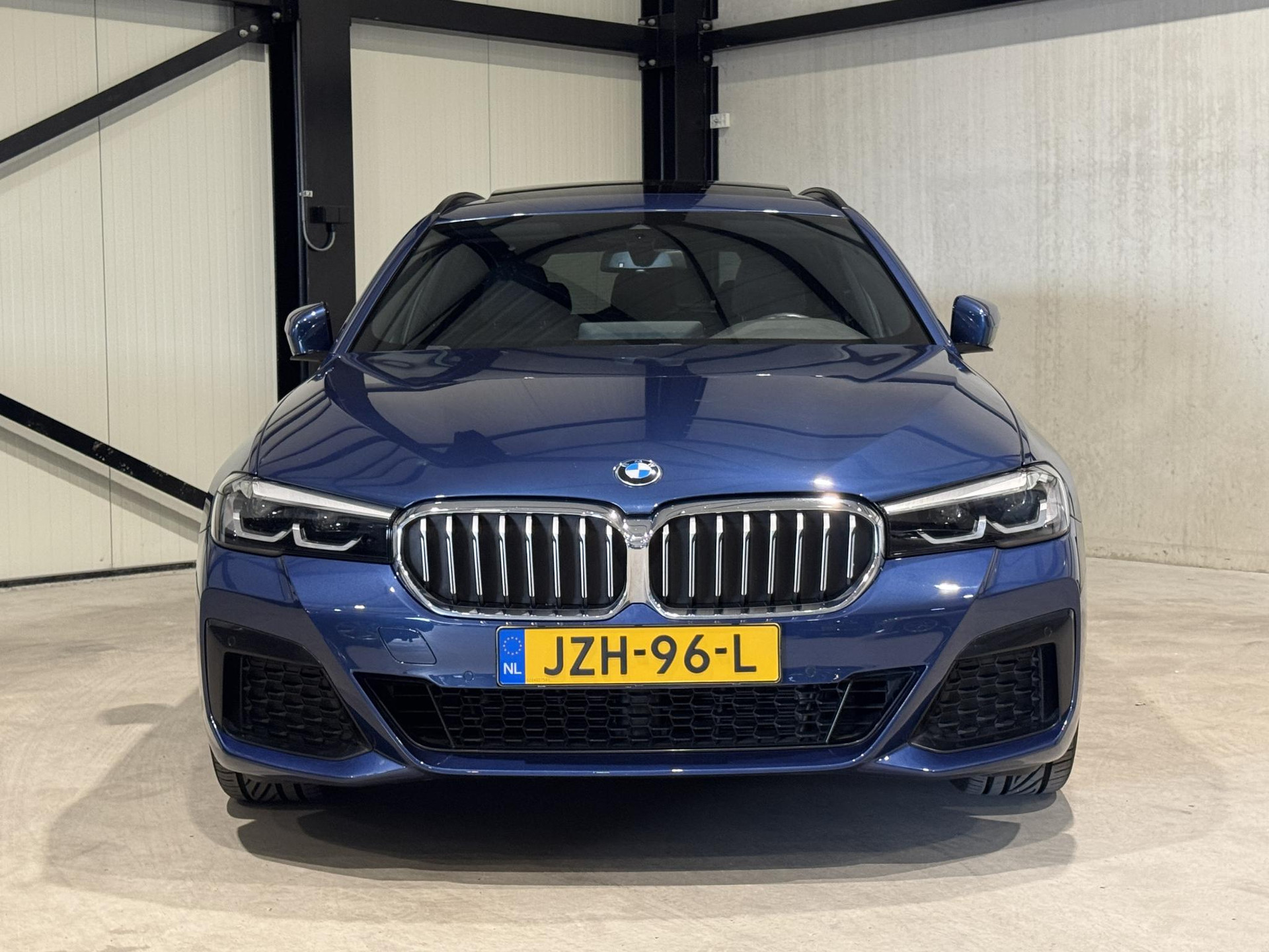 BMW 5 Serie Touring 530e M-Sport JZH96L