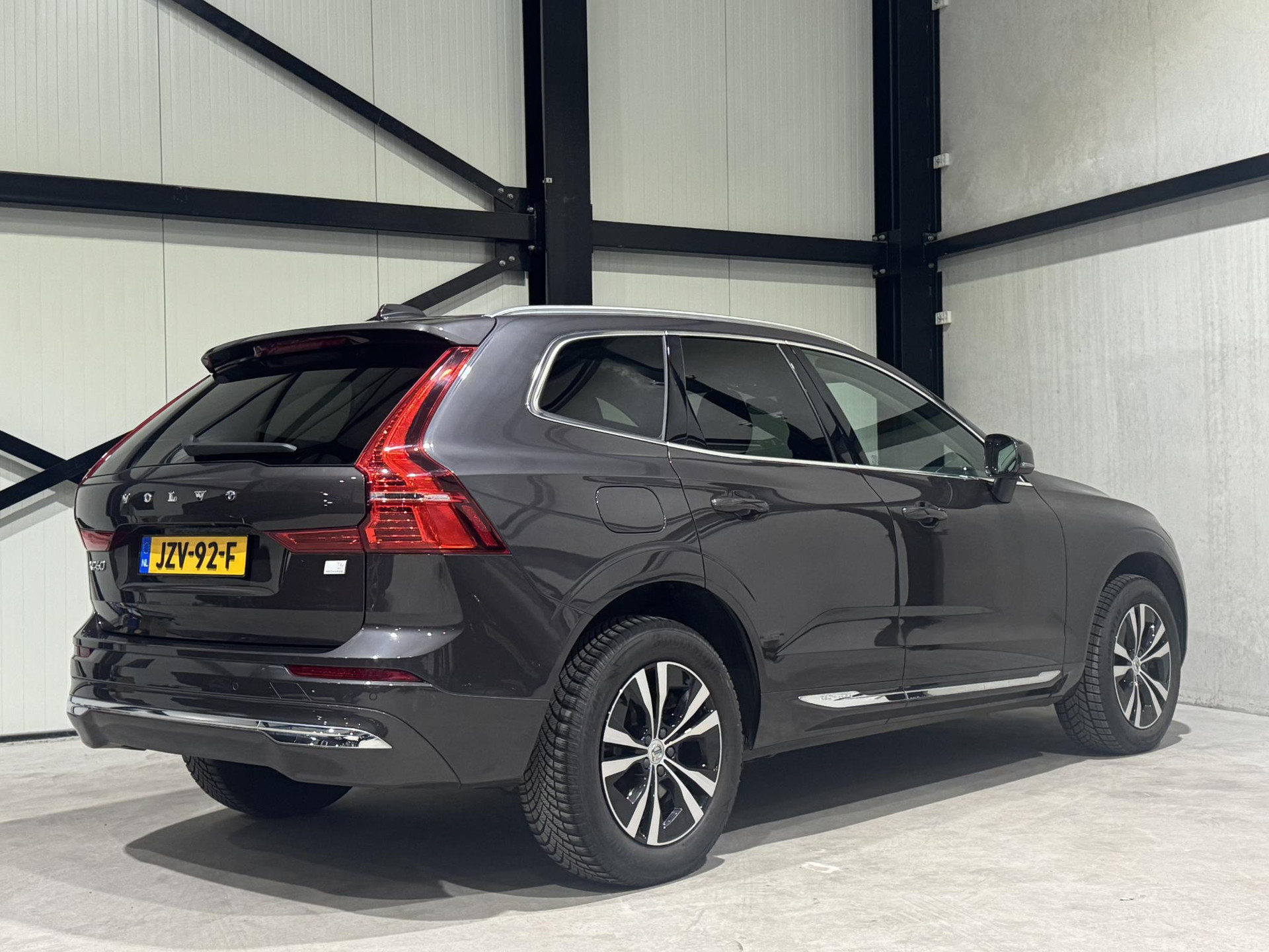 Volvo XC60 2.0 Recharge T6 AWD Inscription Expr. JZV92F