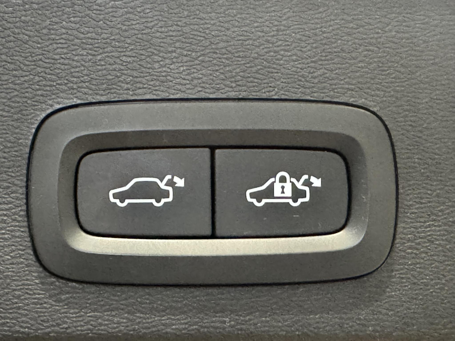 Volvo XC40 1.5 T4 Recharge Inscription Expression KDF32N