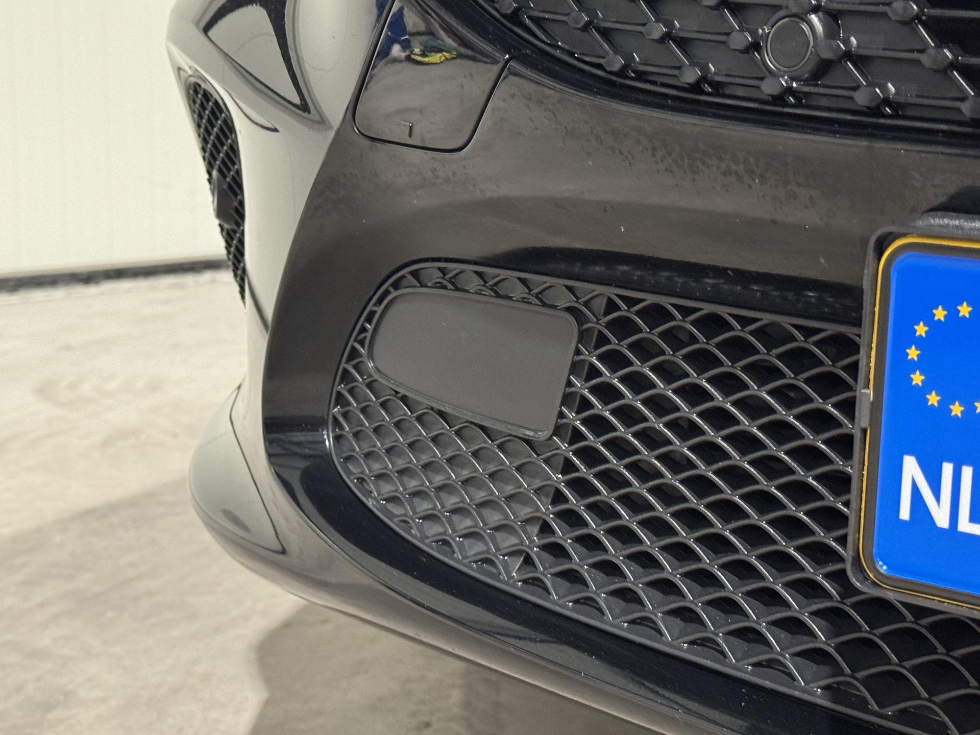 Mercedes-Benz A-Klasse 250 e Business KDF38N