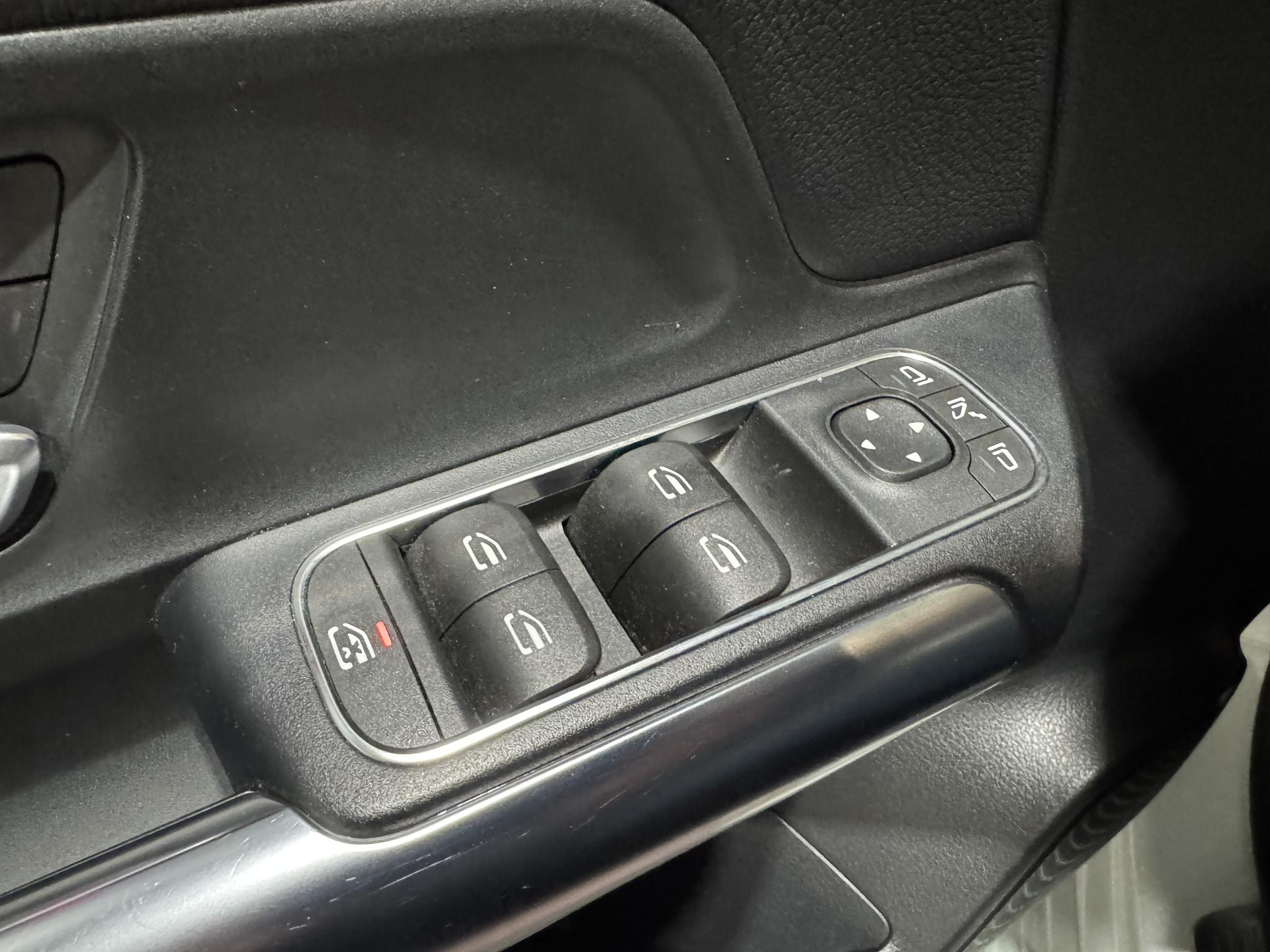 Mercedes-Benz B-Klasse 250 e Urban KDF40N