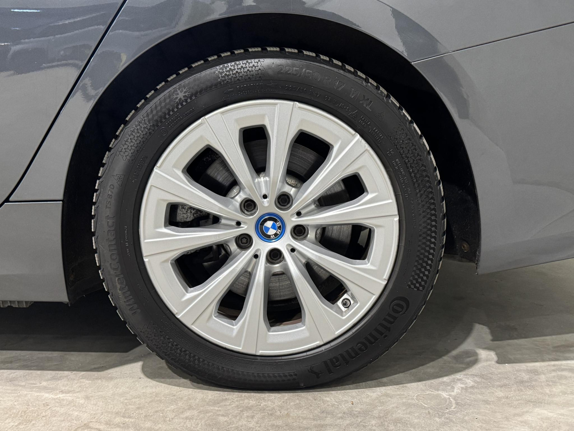 BMW 3 Serie Touring 320e xDrive Business KGD38P