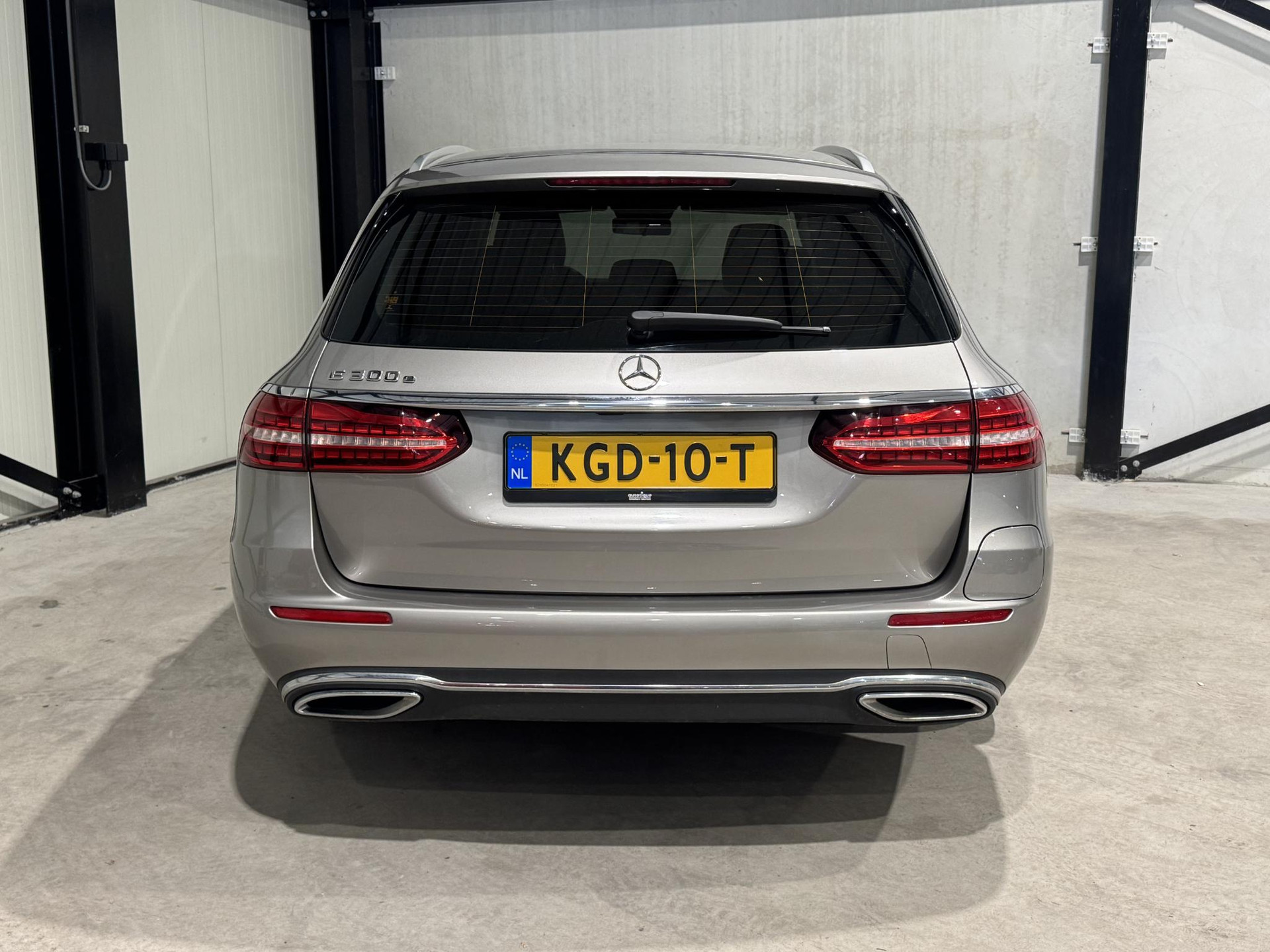 Mercedes-Benz E-Klasse Estate 300 e KGD10T