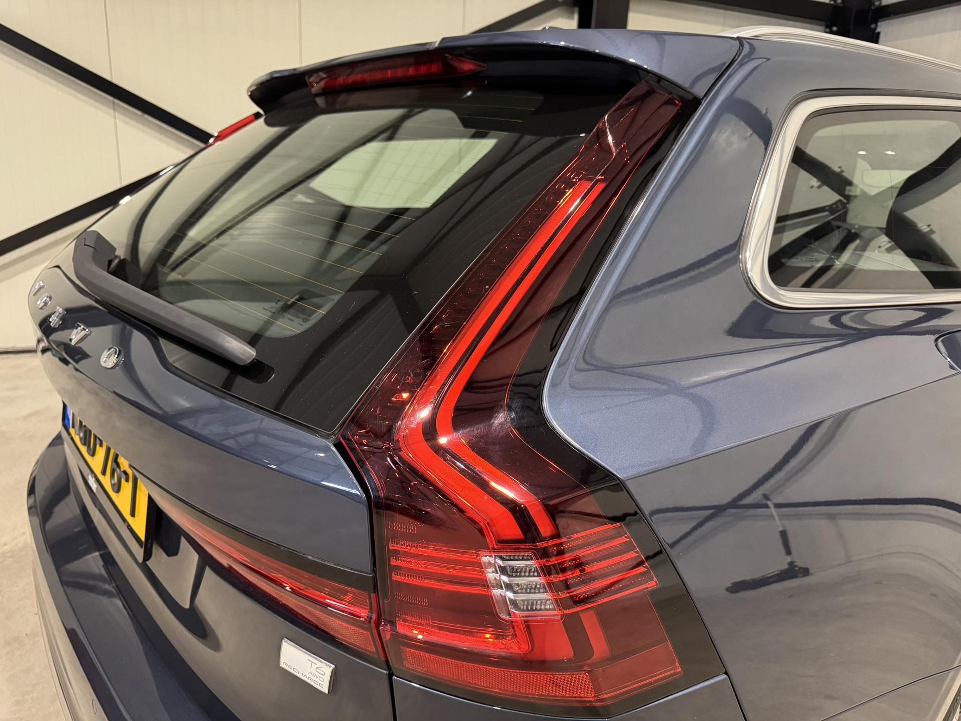 Volvo V90 2.0 T6 AWD Inscription Expression KGD76T