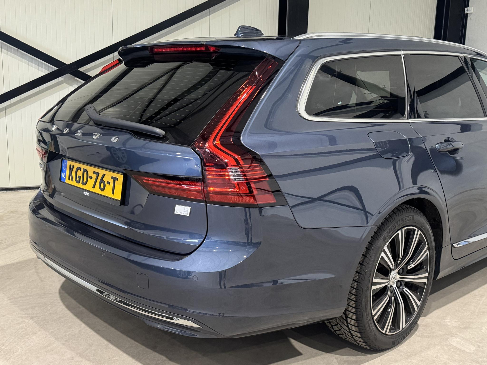Volvo V90 2.0 T6 AWD Inscription Expression KGD76T